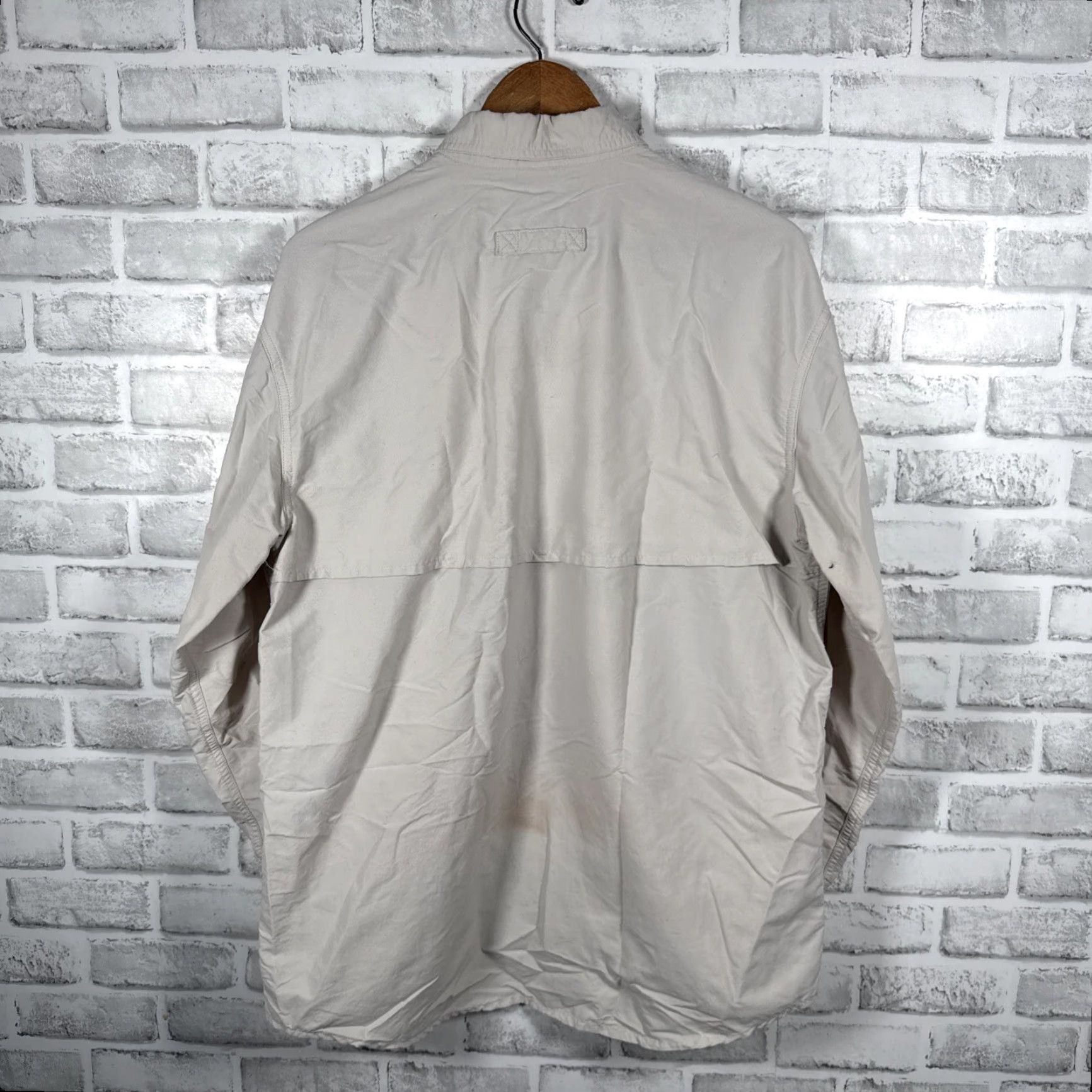 Vintage VINTAGE LL Bean Beige Button Up Nylon Shirt Mens Size M Size US M / EU 48-50 / 2 - 4 Thumbnail