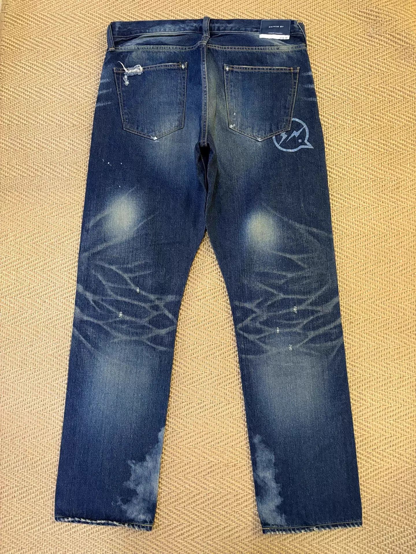 Vanquish VANQUISHxFRAGMENTLightningPatchedDistressJeansW36 Size US 36 / EU 52 - 2 Thumbnail