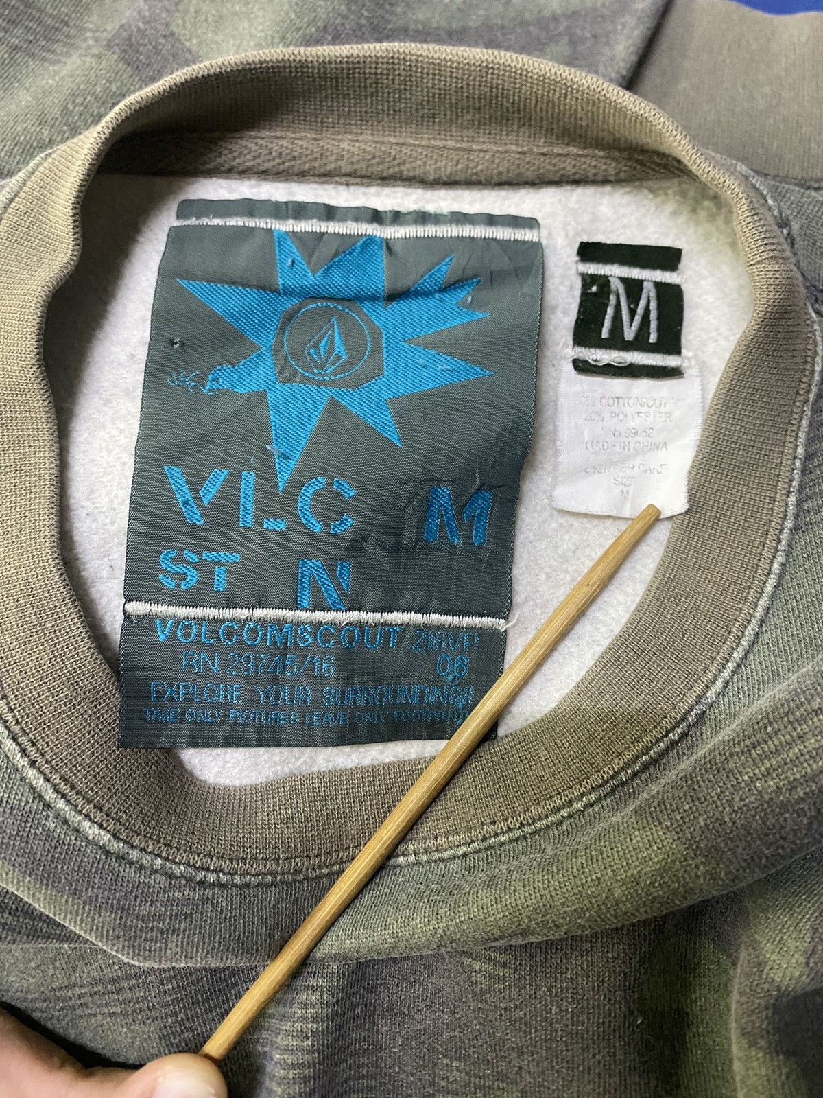 Vintage × Volcom Vintage Volcomscout Camouflage Sweatshirt Size US M / EU 48-50 / 2 - 9 Thumbnail