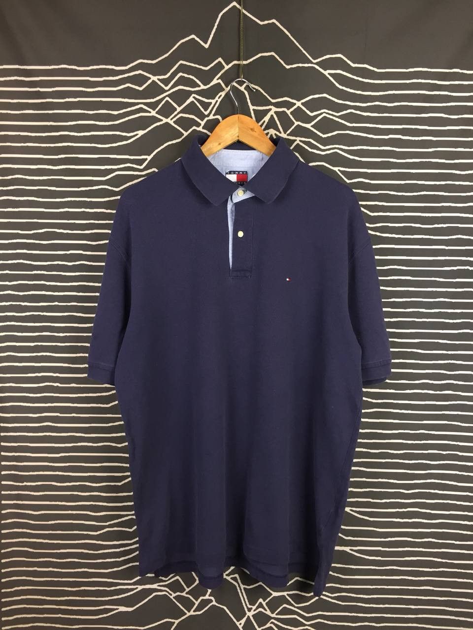 Tommy Hilfiger Vtg Tommy Hilfiger Embroidered Flag Logo Polo Shirt Size US XL / EU 56 / 4 - 2 Thumbnail