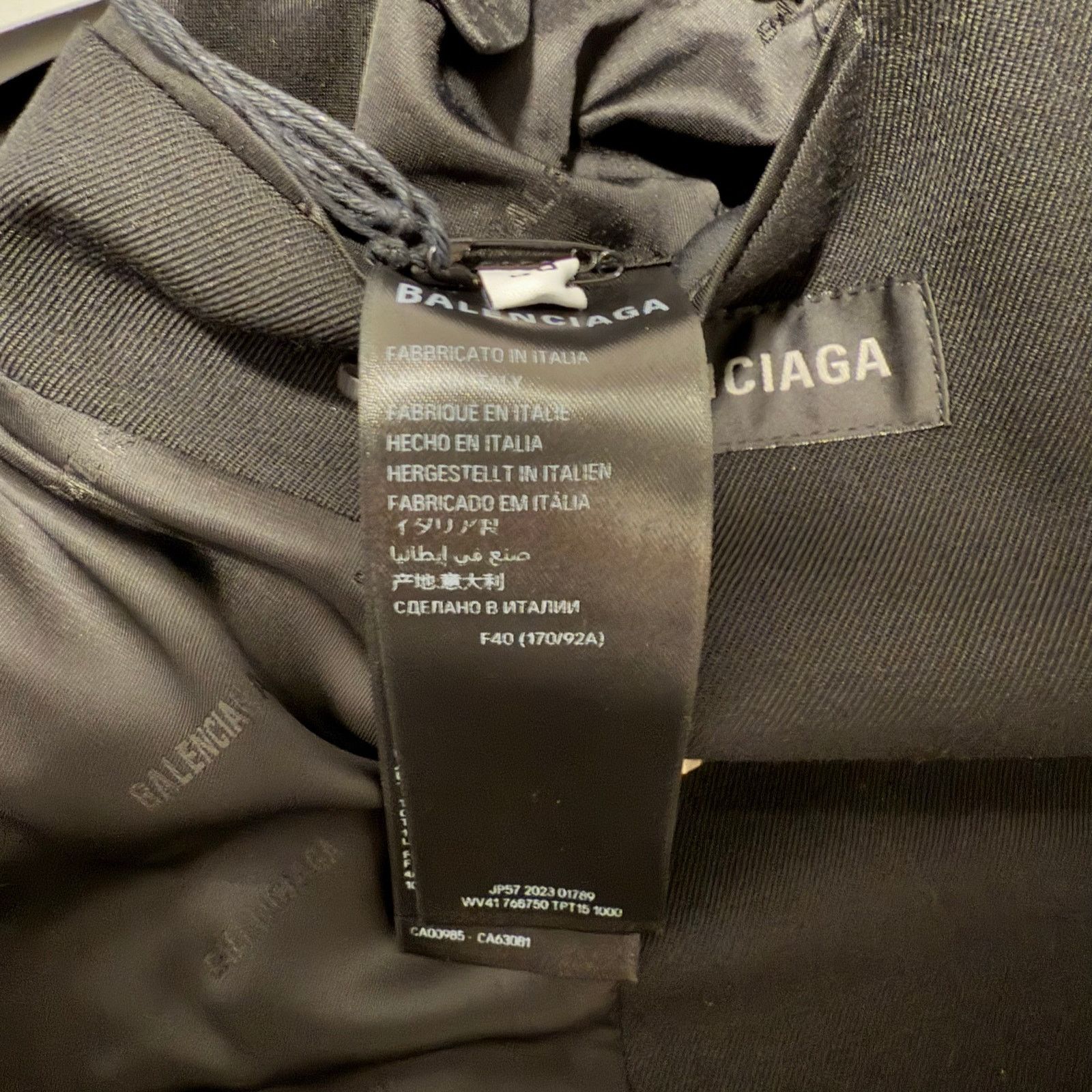 Balenciaga NWT 2023 Balenciaga Round Shoulder Waisted Jacket - FR 40 Size L / US 10 / IT 46 - 13 Thumbnail