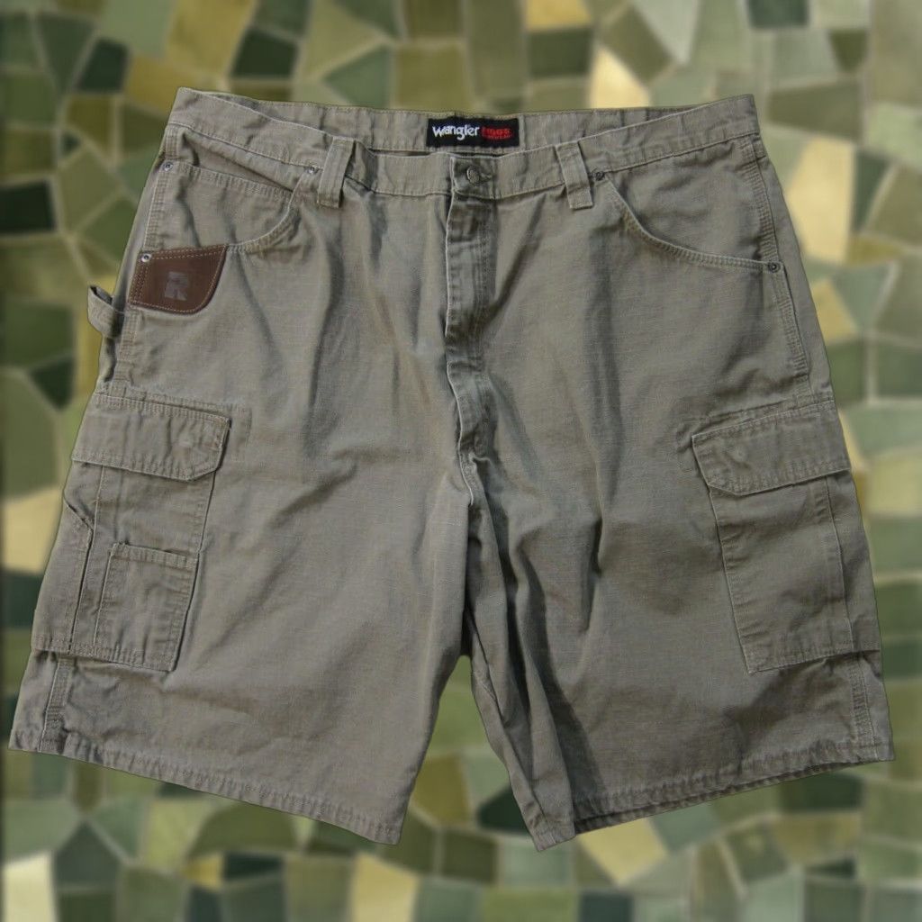 Wrangler Wrangler Biggs Work Wear Brown 100% Cotton Canvas Cargo Shorts Men 42 Size US 42 / EU 58 - 1 Thumbnail
