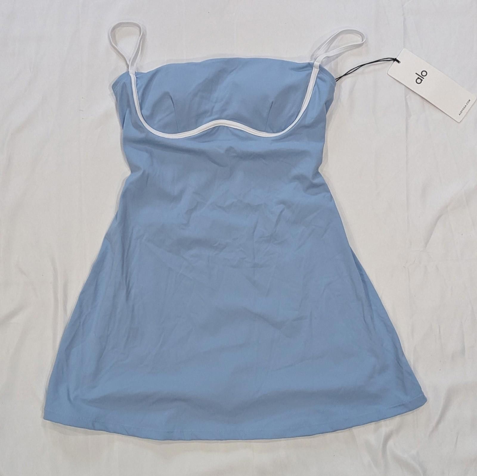 Designer NWT Alo Yoga Airbrush Streamlined Dress Seashell Blue Size S Size S / US 4 / IT 40 - 3 Thumbnail