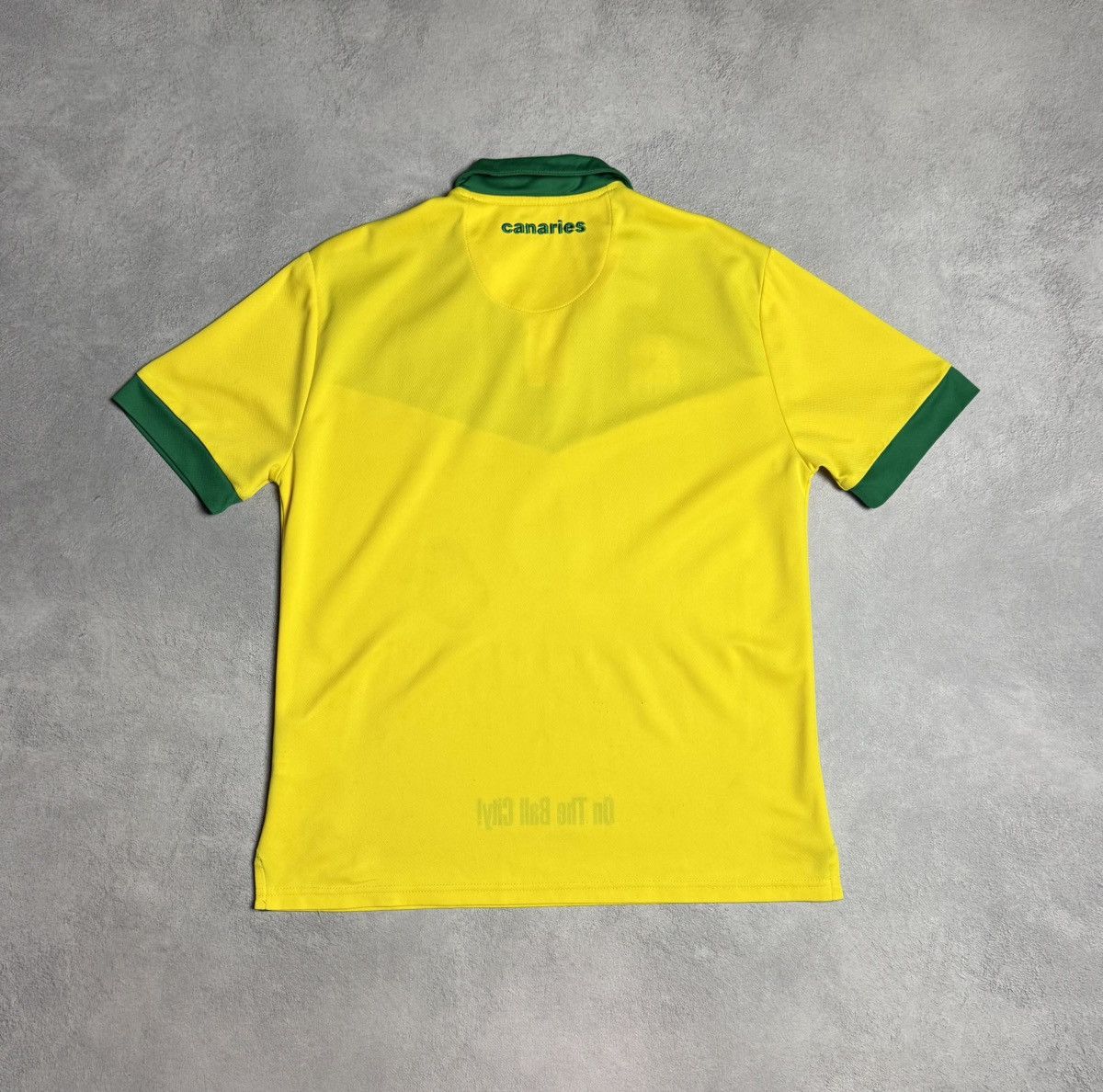 Errea Norwich City 2014 2015 Home Shirt Soccer Jersey Errea Size US S / EU 44-46 / 1 - 2 Thumbnail