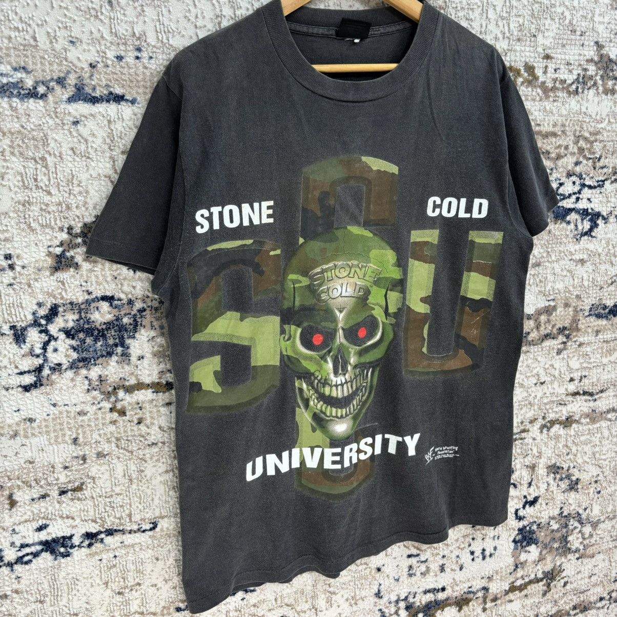 Vintage × WWE Vintage 90s Stone Cold ‘School of hard Knocks’ T-shirt Size US L / EU 52-54 / 3 - 4 Thumbnail