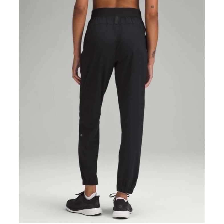 Lululemon Lululemon License to Train High-Rise Pant Size 4 inseam 28” Size 27" / US 4 / IT 40 - 9 Thumbnail
