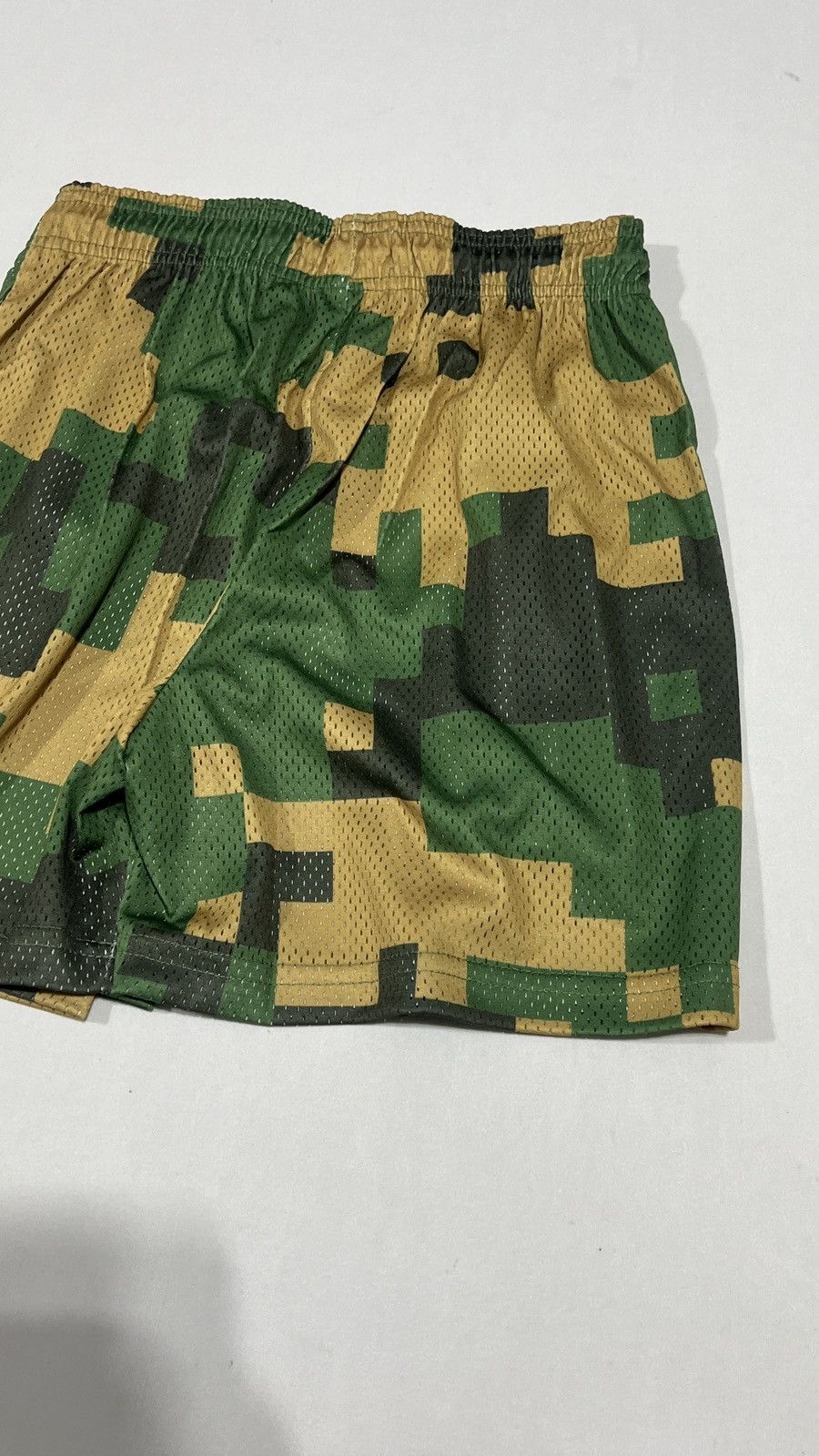 Eric Emanuel Eric Emanuel Digi Camo Mesh Shorts Size US 32 / EU 48 - 10 Thumbnail