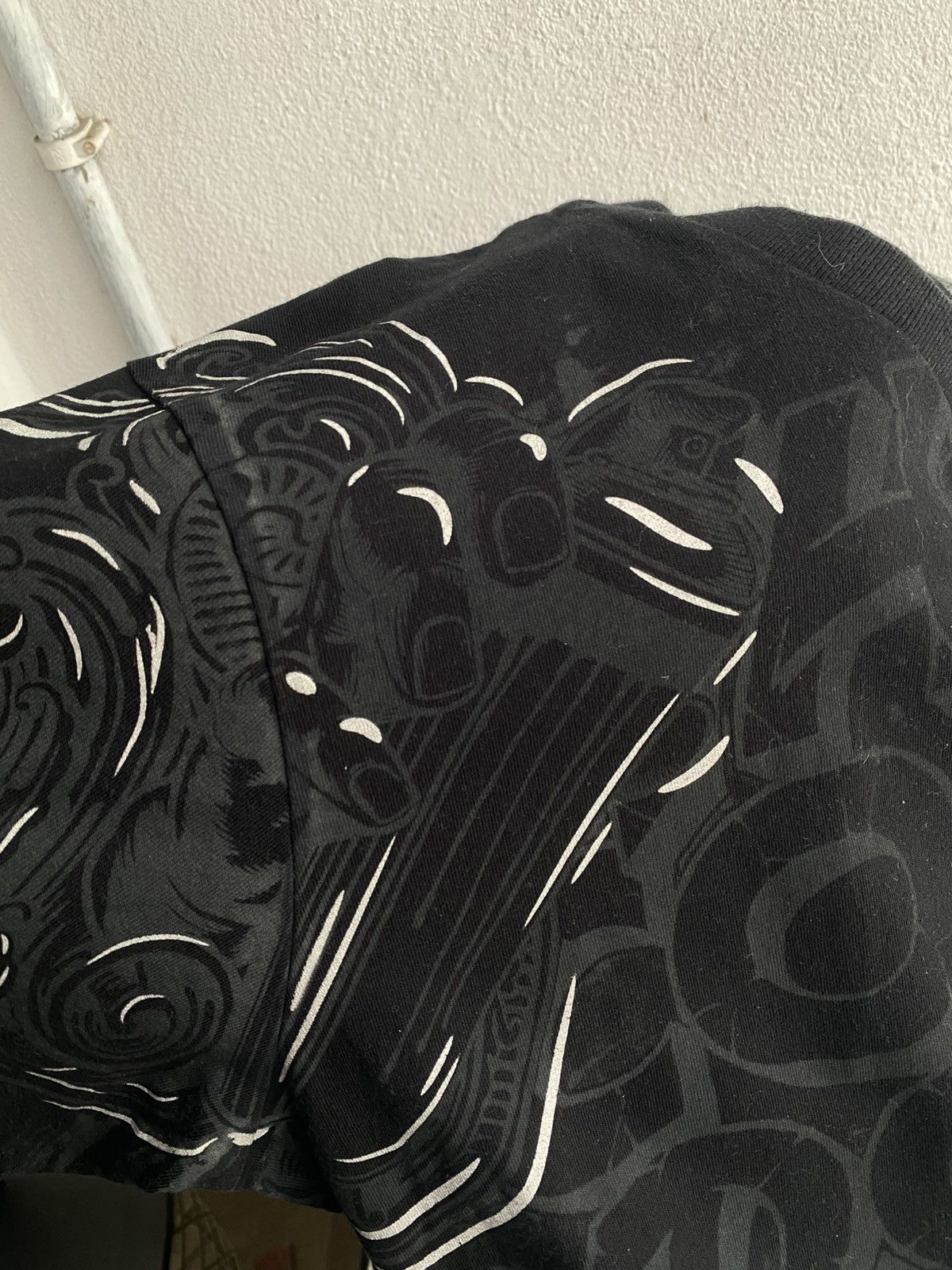 Ecko Unltd. Vintage Ecko Unltd Grafiti y2k Ovp Tshirt Size US L / EU 52-54 / 3 - 6 Thumbnail