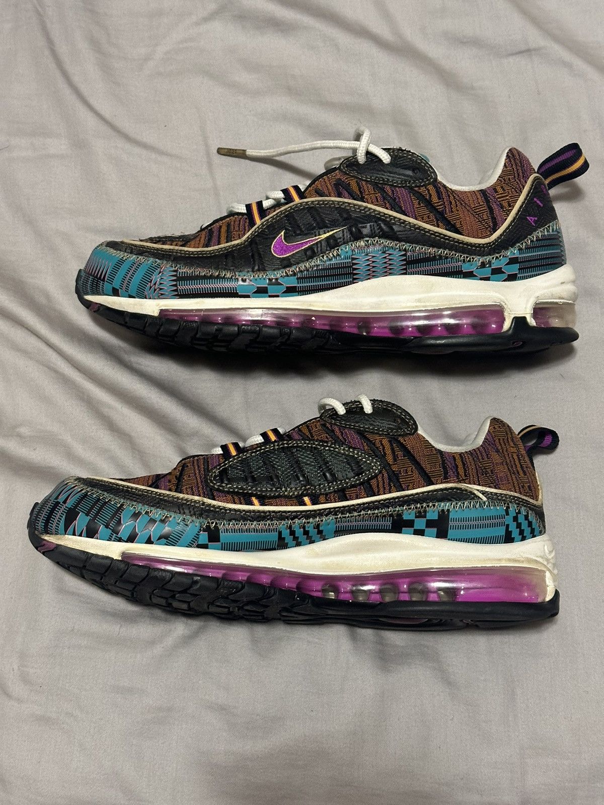 Nike Nike Air Max ‘98 BHM Size US 9.5 / EU 42-43 - 2 Thumbnail