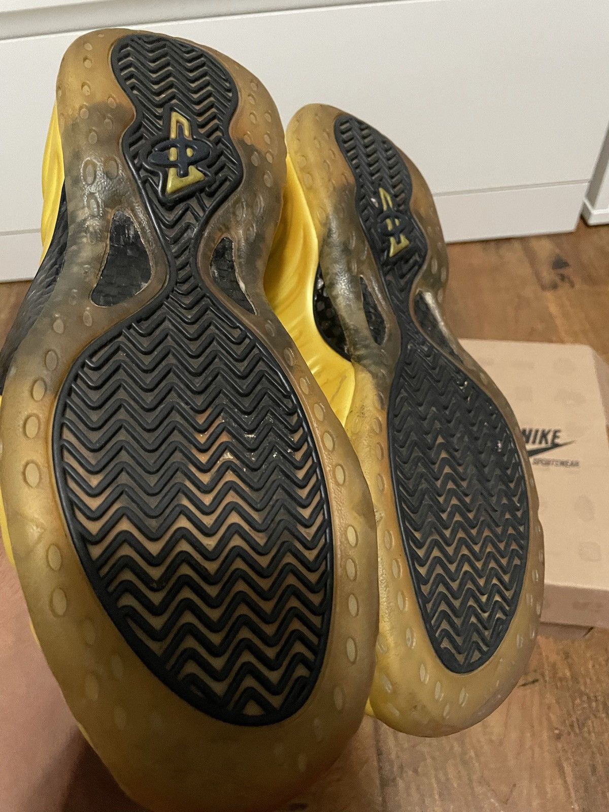 Nike Nike Foamposite One “Electrolime” Size US 8.5 / EU 41-42 - 4 Thumbnail