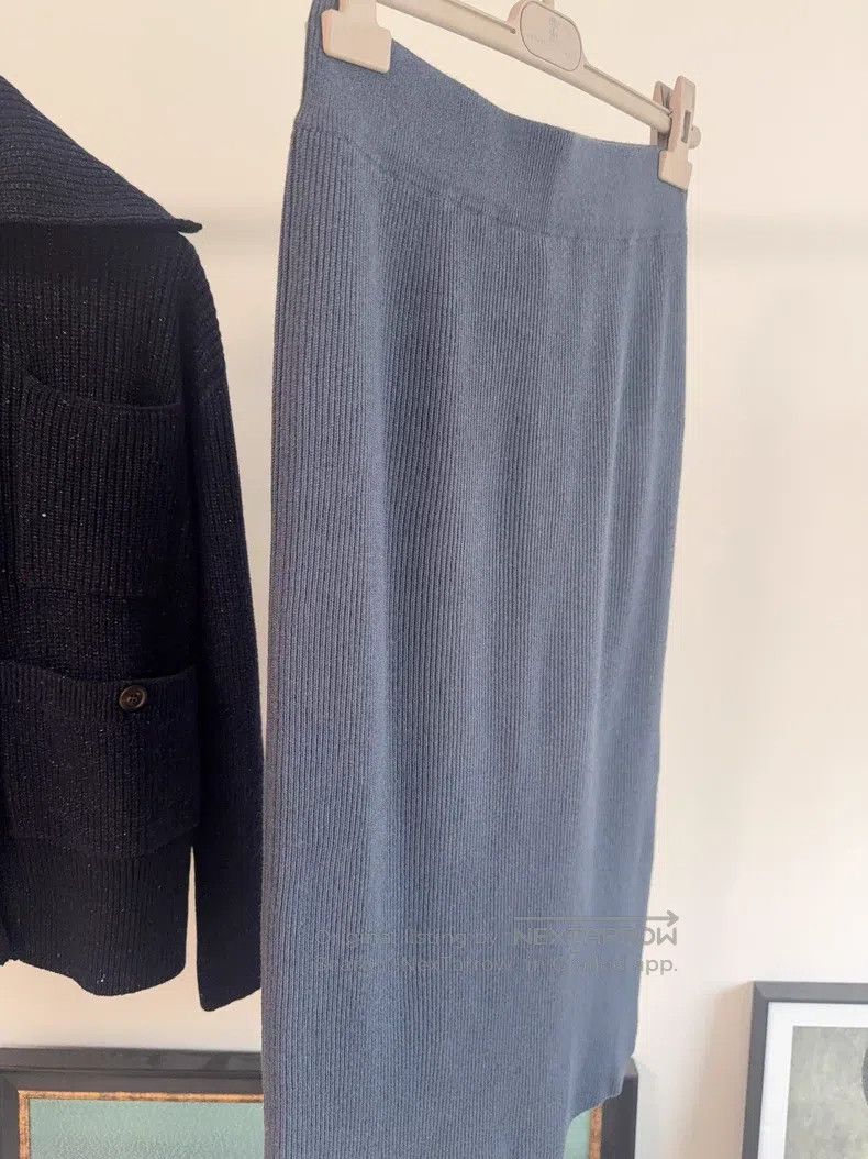 Brunello Cucinelli Brunello Cucinelli size S Half skirt Size 23" - 2 Thumbnail
