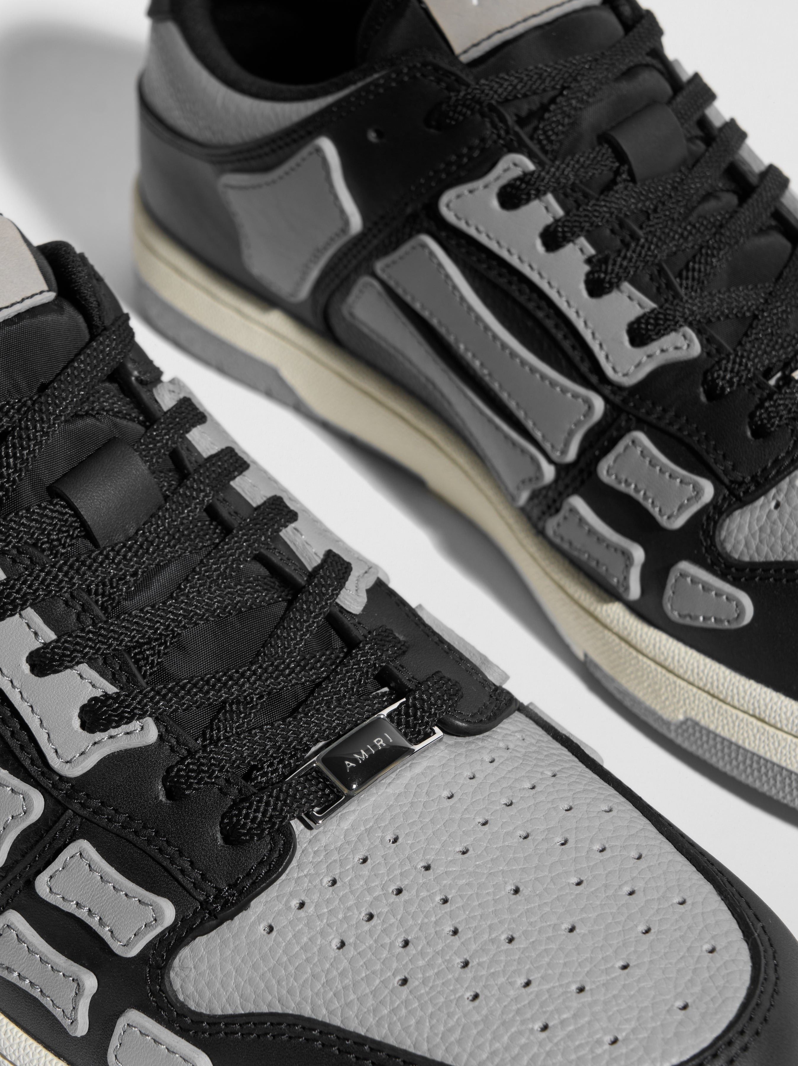 Amiri oc11z0126 Skelton Low-Top Sneakers in Black/Grey Size US 8 / EU 41 - 8 Thumbnail