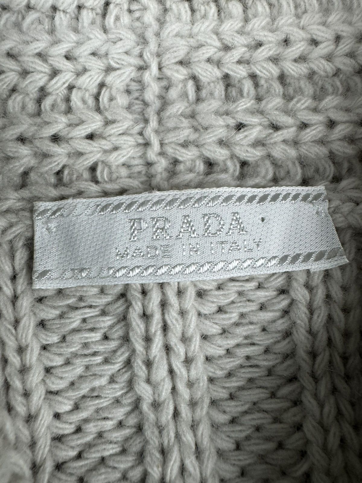 Prada Prada cashmere wool blend pearl button cardigan sweater knit Size L / US 10 / IT 46 - 10 Thumbnail