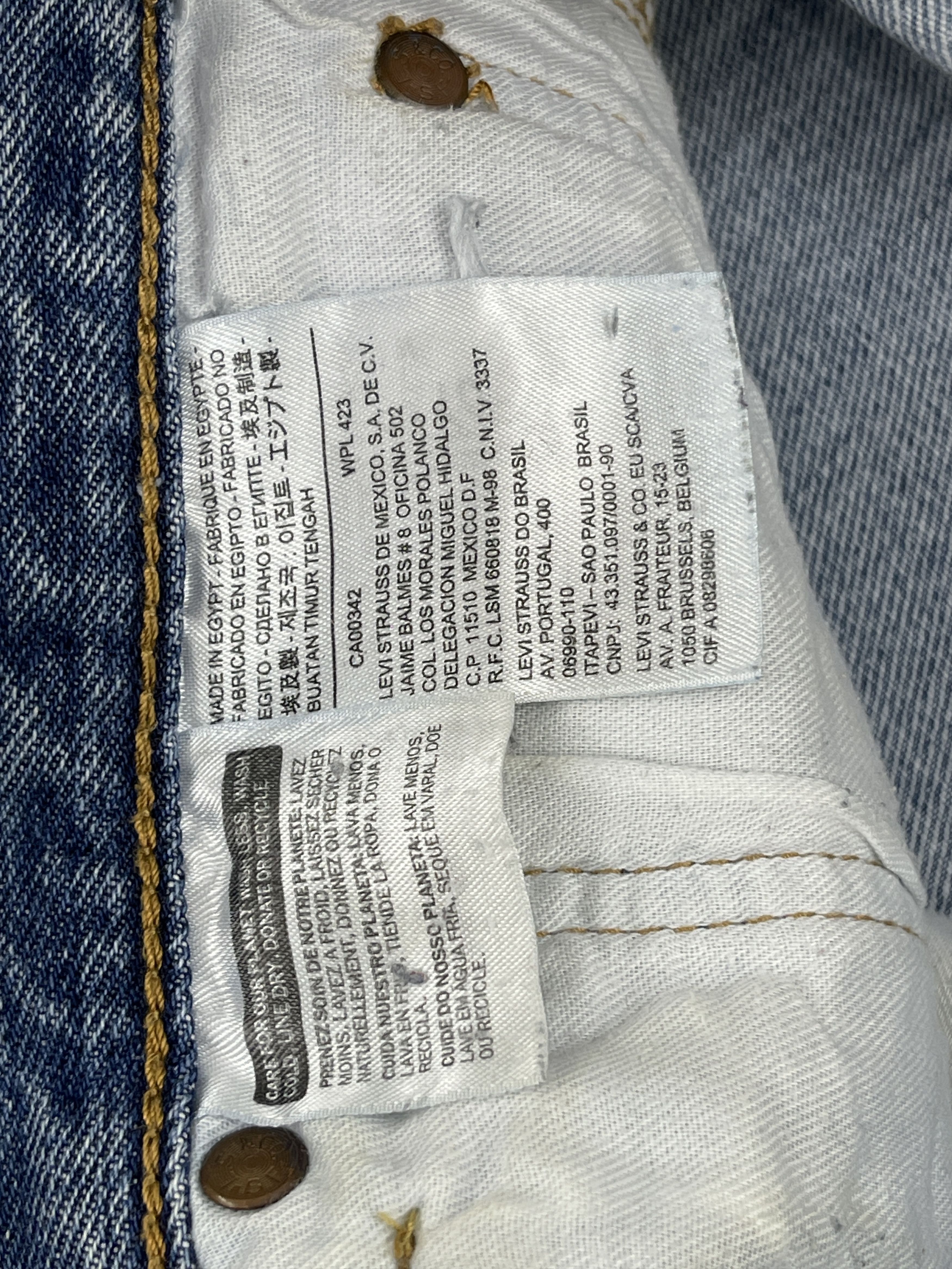 Levi's × Vintage Vintage Levis 501 Light Washed Denim Jeans Size US 35 - 7 Thumbnail