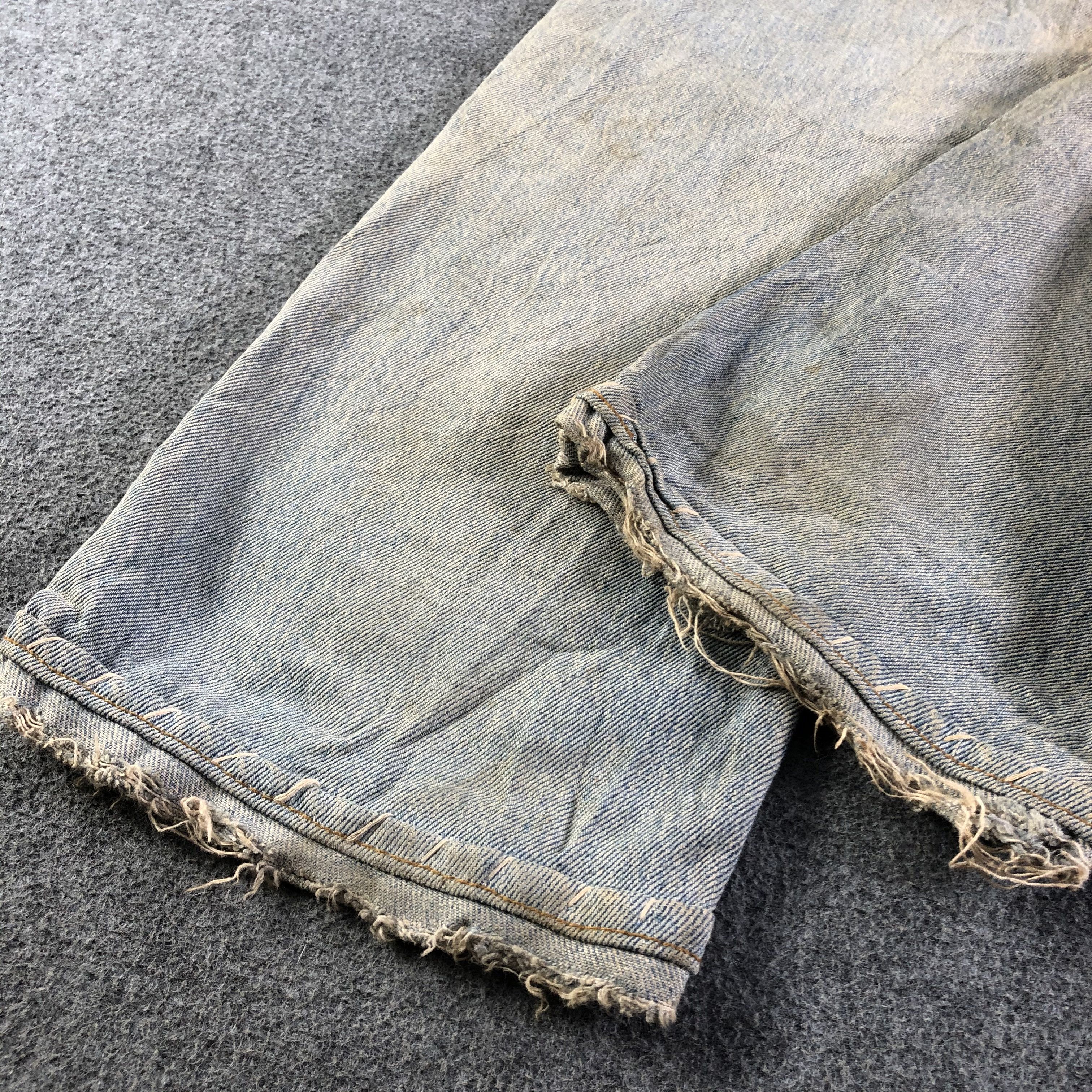 Levi's Vintage 90s Light Wash Levis 501 Jeans-J4602 Size US 33 - 5 Thumbnail