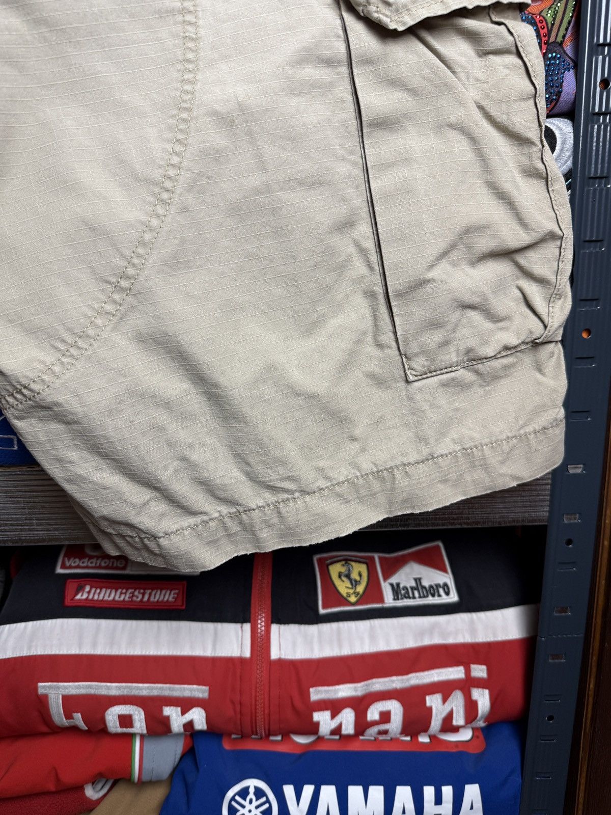 Carhartt Carhartt cargo bermuda shorts Size US 36 / EU 52 - 12 Thumbnail