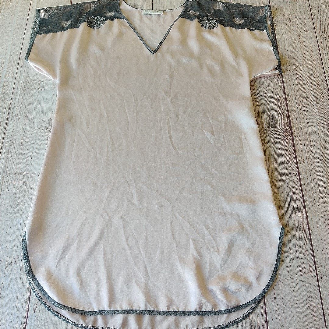 Vintage Vintage Val Mode Lingerie V-neck satin lace nightie sz S Size ONE SIZE - 4 Thumbnail