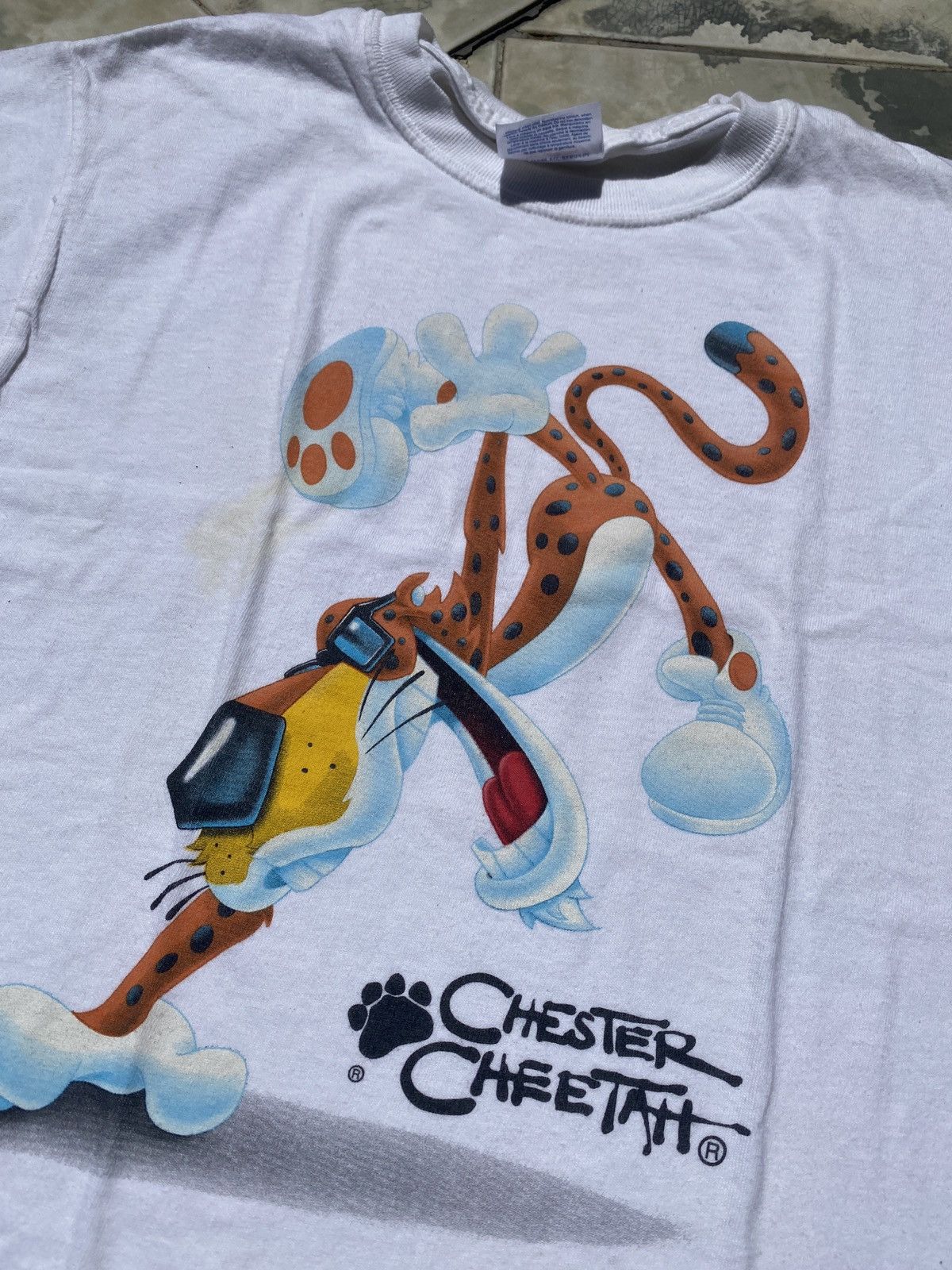 Other Vintage Chester Cheetah Graphic Tee White 90s Style Size US S / EU 44-46 / 1 - 5 Thumbnail