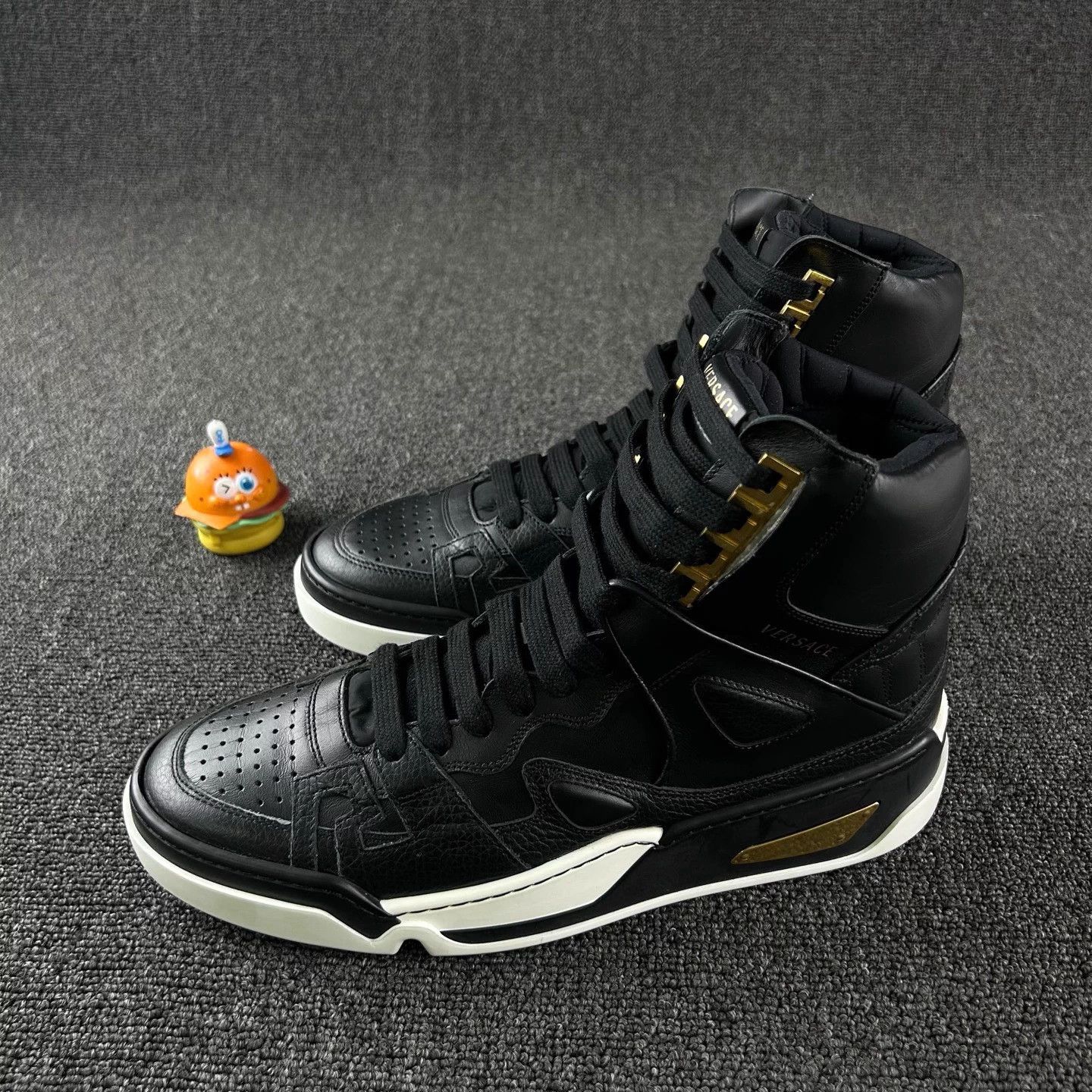 Versace Versace black high-top casual shoes size 42 Size US 9 / EU 42 - 1 Thumbnail