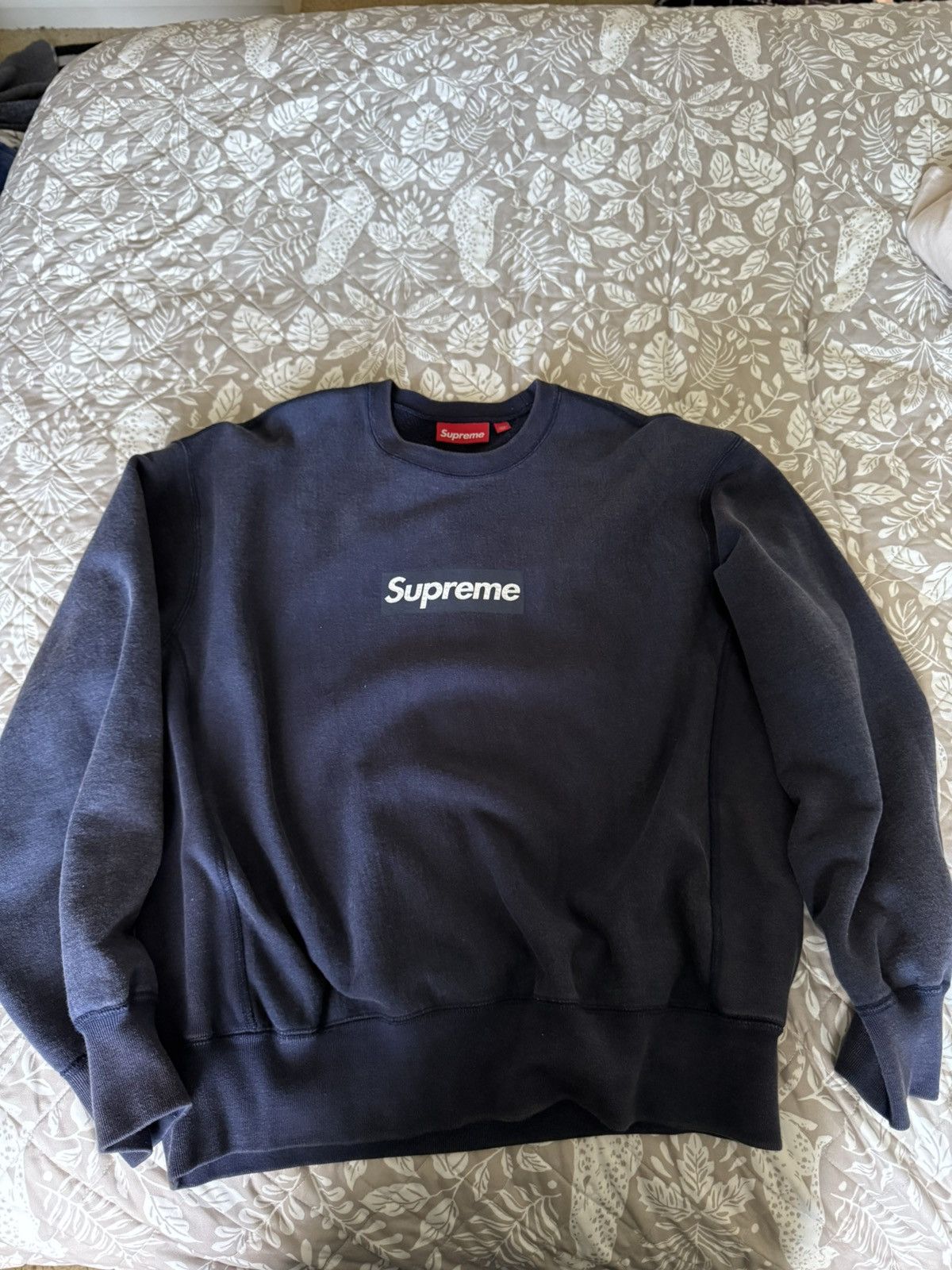 Supreme 2001 Supreme Navy Box Logo Crewneck | Grailed