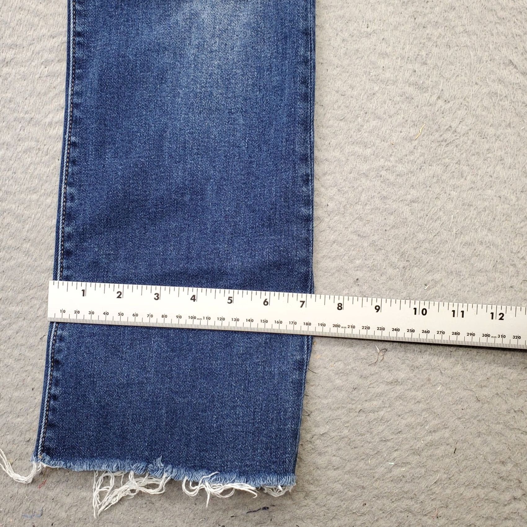 Vintage LEVEL 99 Womens Bootcut Jeans 28 Blue Denim Ripped High Rise Frayed Hem DC2E08 Jeans Womens Size 28 Blue Denim Distressed 5-Pocket Regular Mens Girls Size 28" / US 6 / IT 42 - 5 Thumbnail
