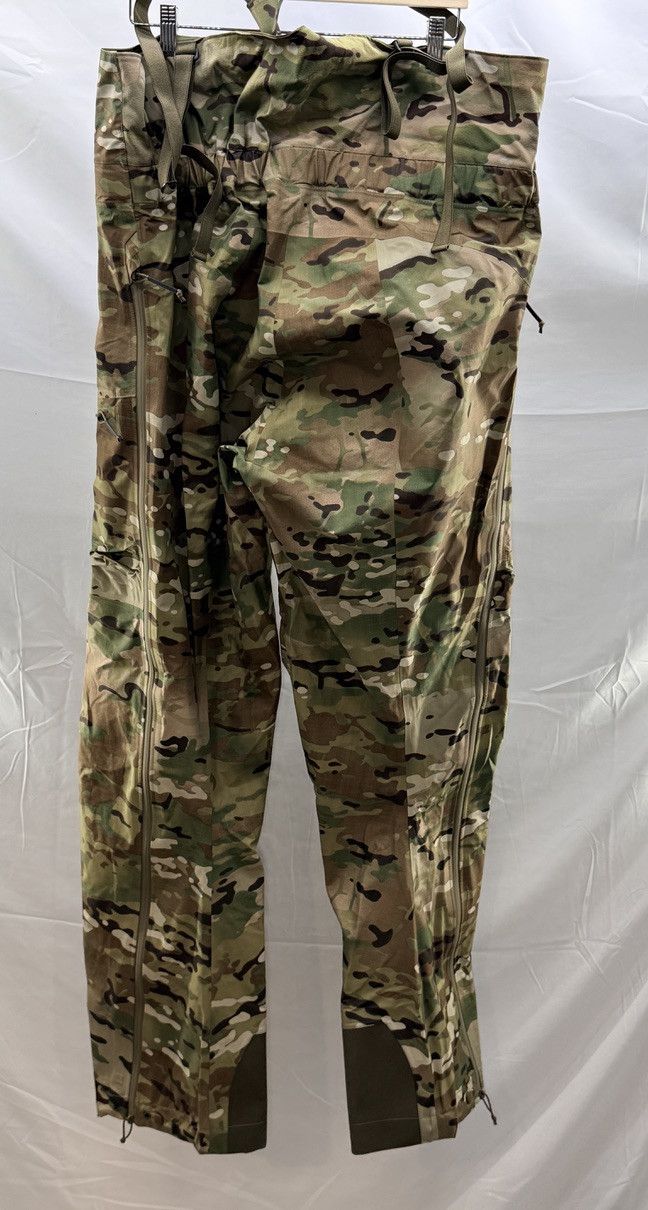 Arc'teryx ARCTERYX LEAF Alpha Gen 2 Multicam Gore Tex Pro Bib Pant Size US 39 - 8 Thumbnail