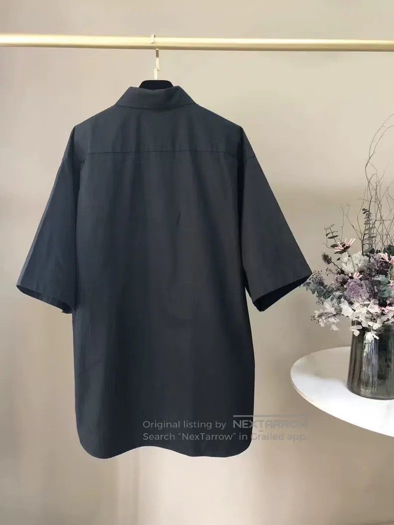 Balenciaga Balenciaga Cupid Short Sleeve Shirt Size XS / US 0-2 / IT 36-38 - 2 Thumbnail