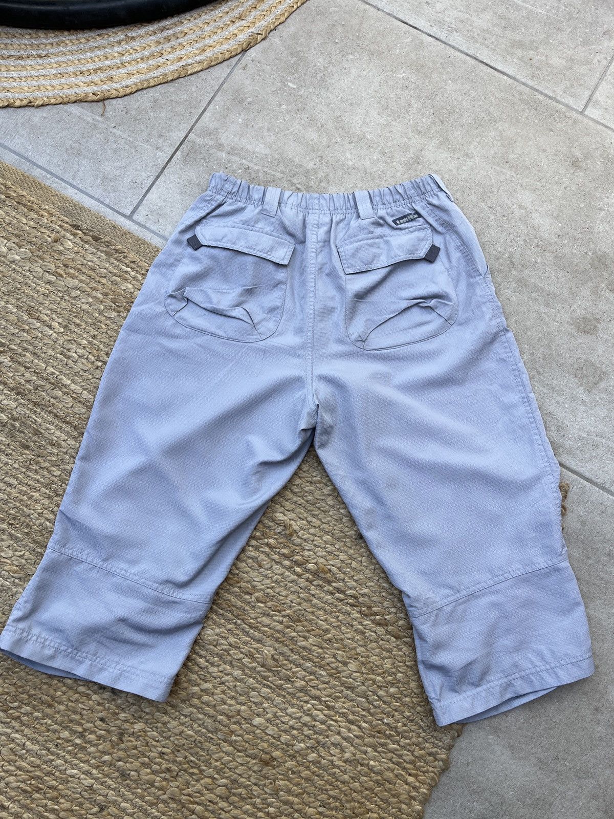 Nike ACG Nike ACG Shorts Cargo Multipockets Y2K Size US 30 / EU 46 - 2 Thumbnail