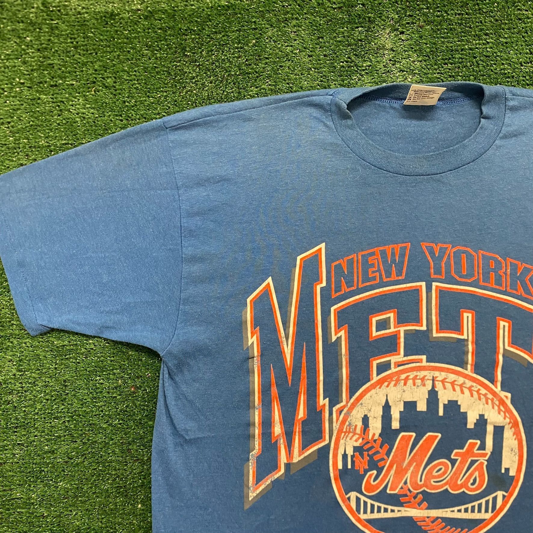 Vintage Vintage 90s Essential New York Mets Single Stitch T-Shirt Size US L / EU 52-54 / 3 - 2 Thumbnail