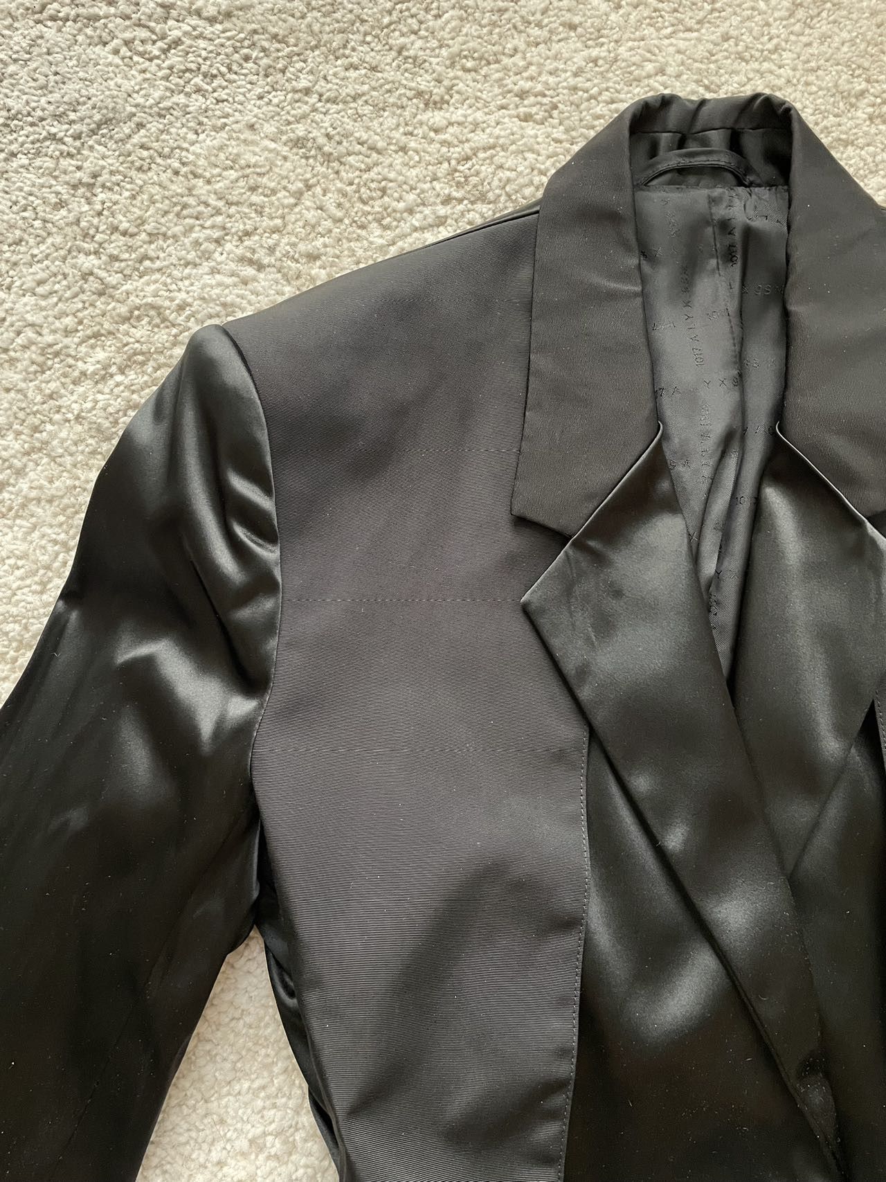 1017 ALYX 9SM 1017 ALYX 9SM Multi-Pocket Blazer Size XS / US 0-2 / IT 36-38 - 3 Thumbnail