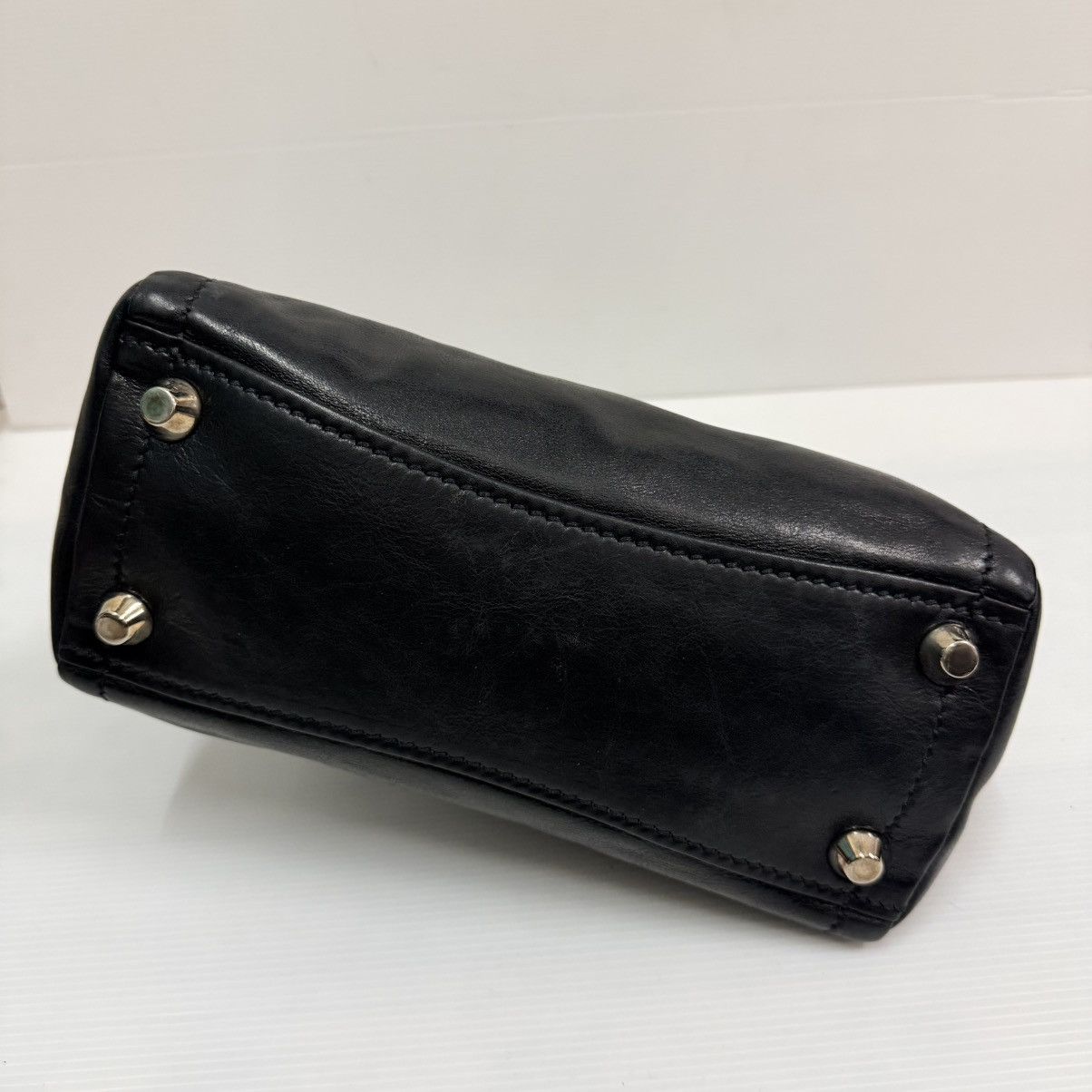 Miu Miu Miu Miu Black Leather Vitella Turnlock Satchel Bag Size ONE SIZE - 6 Thumbnail