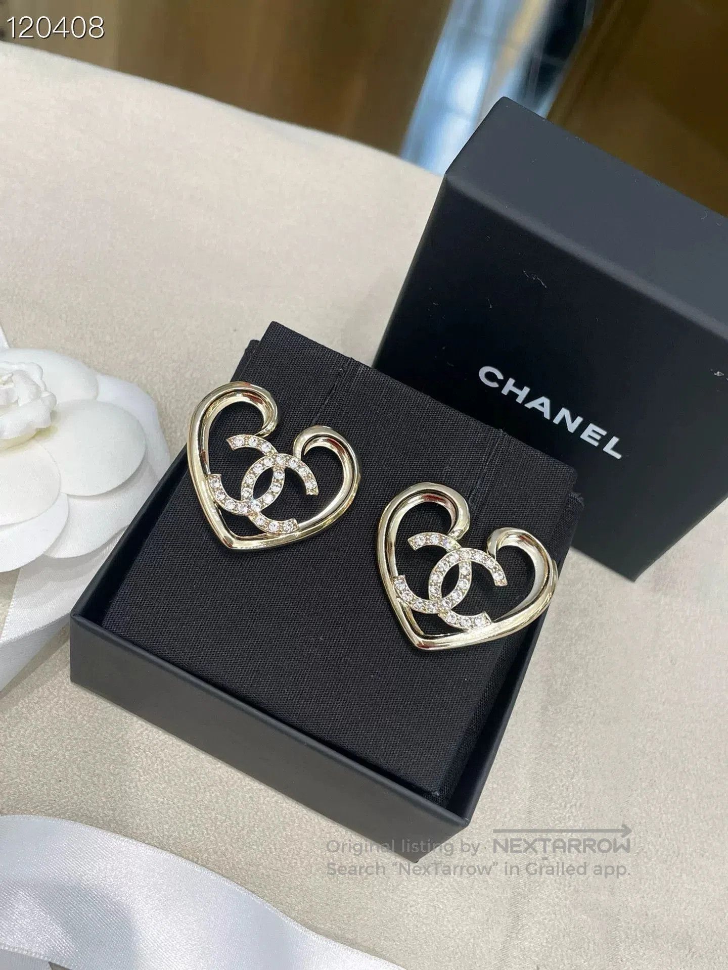 Chanel Chanel Large Heart Earrings 23C. Size ONE SIZE - 2 Thumbnail