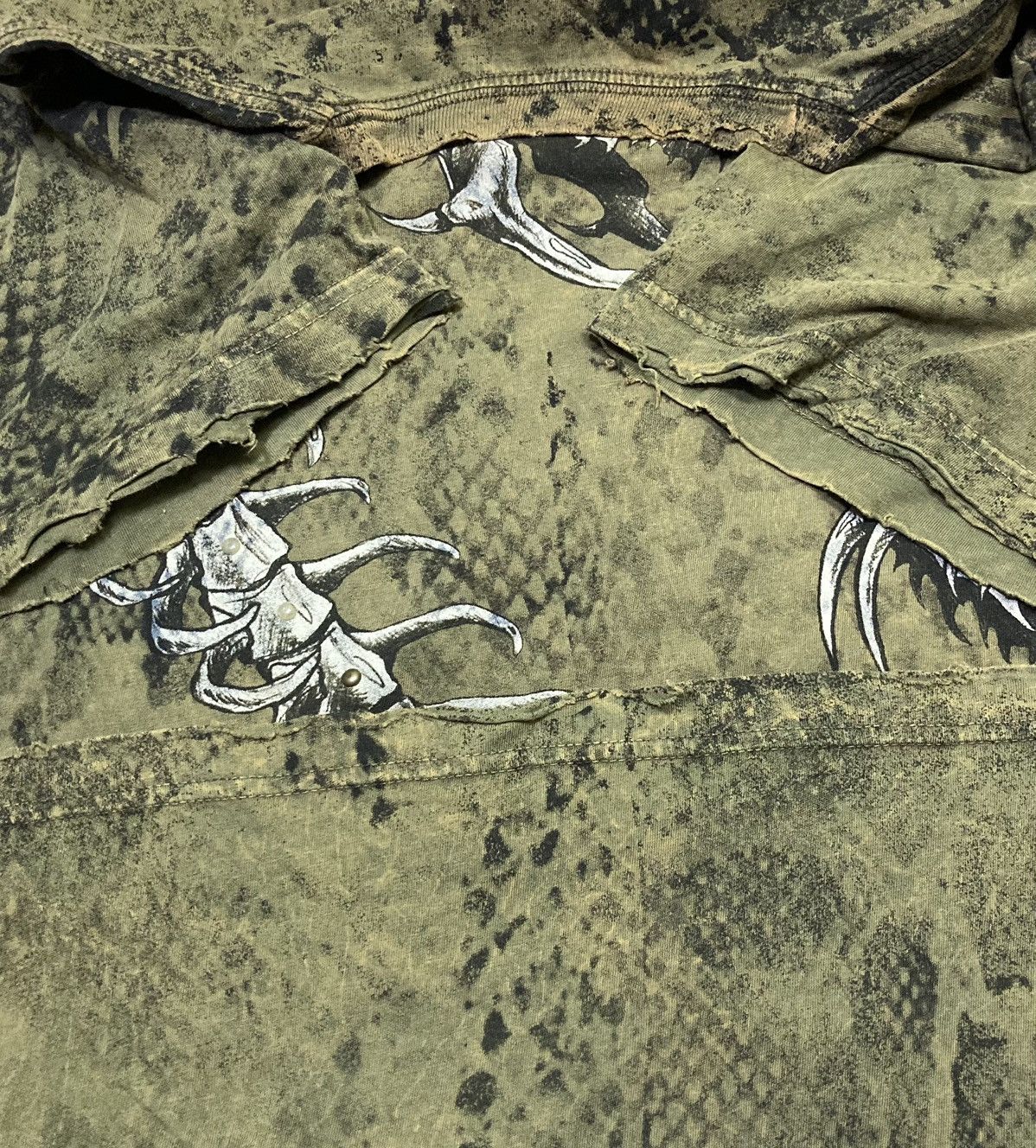 Affliction Affliction Skeletal Snake T-Shirt Size US XL / EU 56 / 4 - 9 Thumbnail