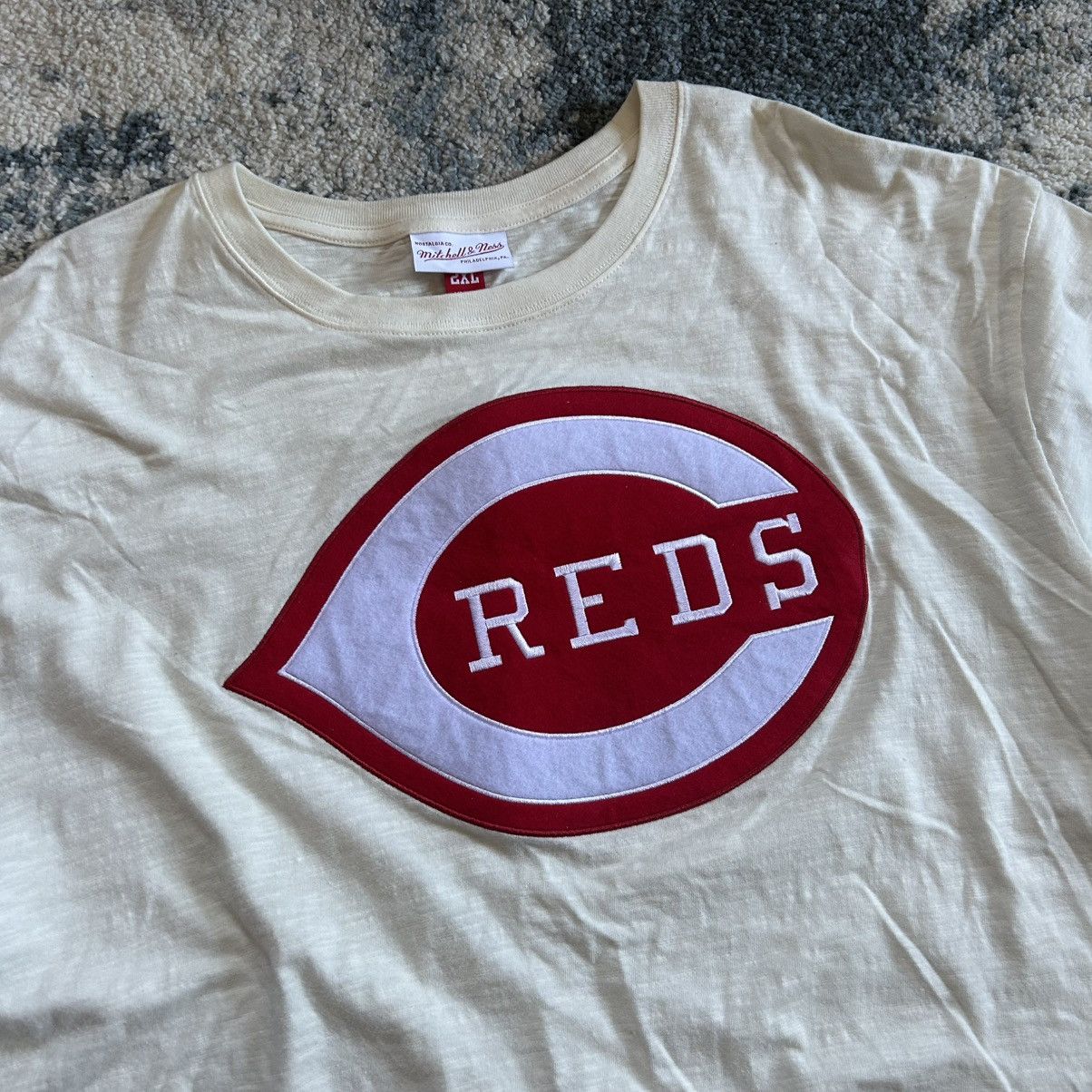 Mitchell & Ness SLUBBY HEAVYWEiGHT 2XL CiNCiNNATi REDS FELT LOGO PATCH TEE Size US XXL / EU 58 / 5 - 2 Thumbnail
