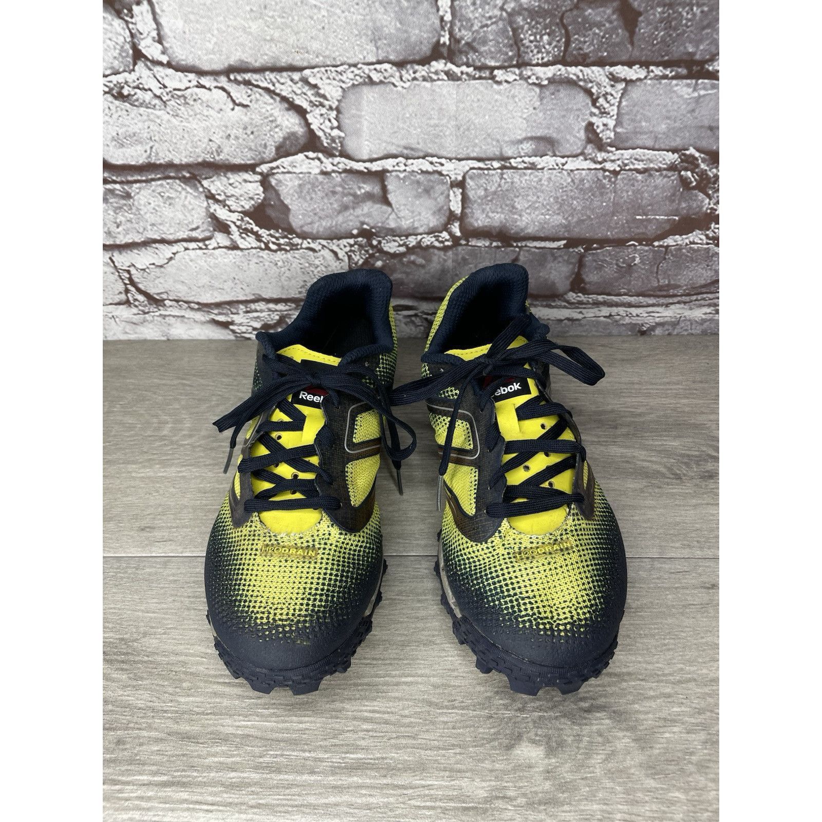 Reebok Reebok H20Drain DuraGrip FitFrame Black Neon Yellow Running Size US 7.5 / IT 37.5 - 18 Thumbnail