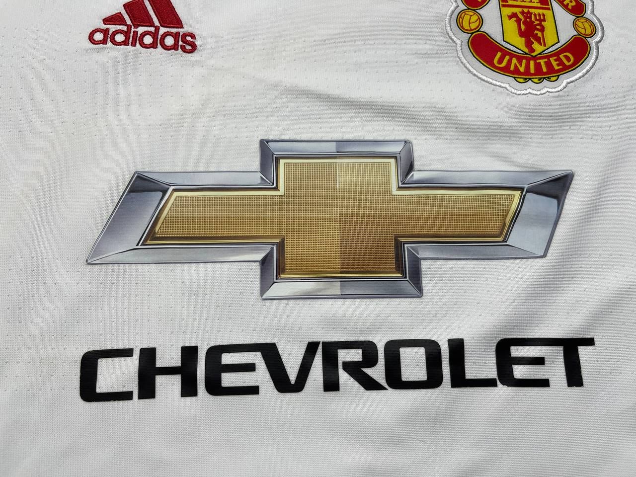 Adidas Manchester United 2015/2016 Away Soccer Jersey #7 Memphis Size US M / EU 48-50 / 2 - 5 Thumbnail