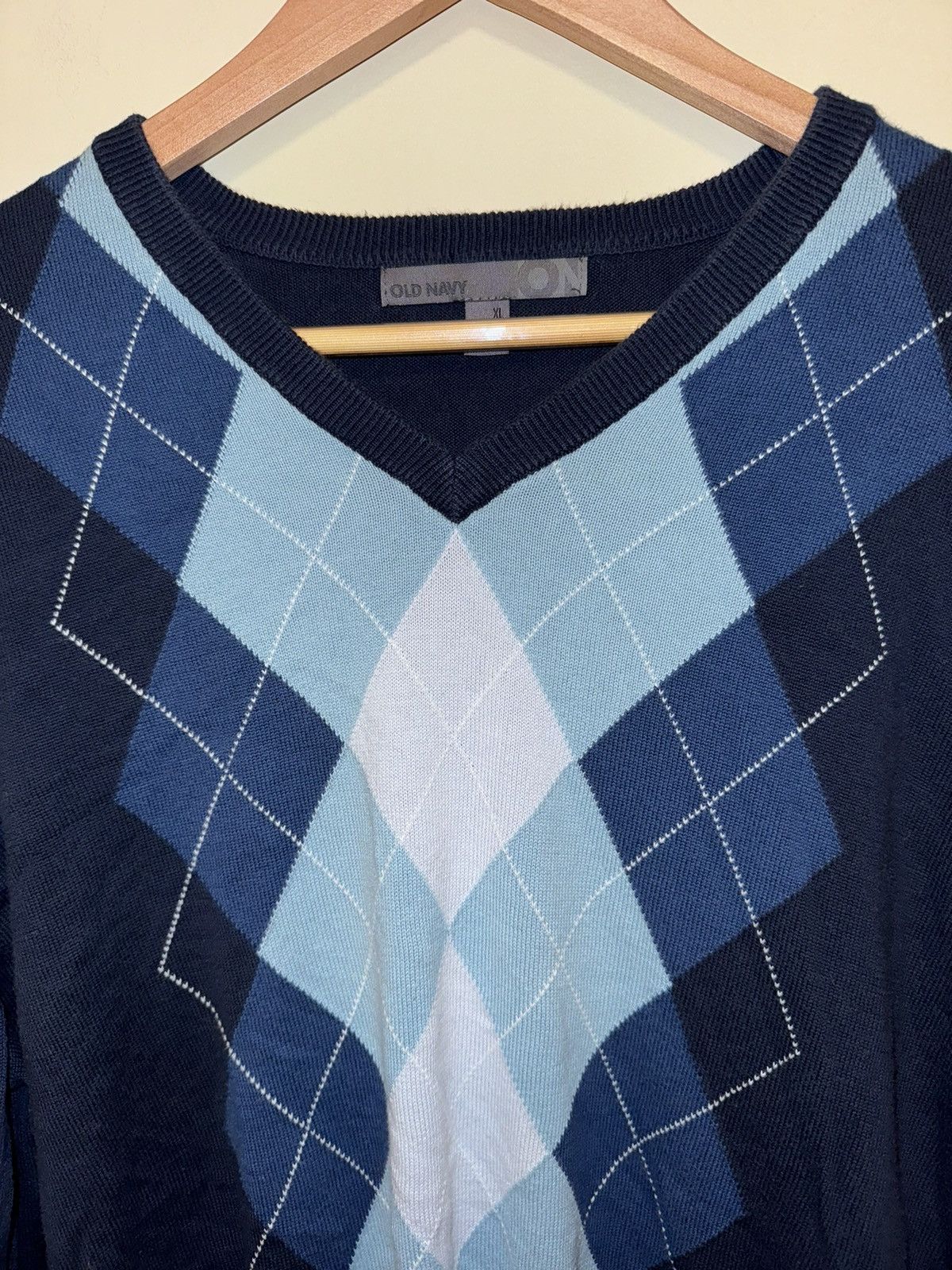 Old Navy × Other × Vintage OLD NAVY Men’s Argyle V-Neck Sweater Size US XL / EU 56 / 4 - 5 Thumbnail