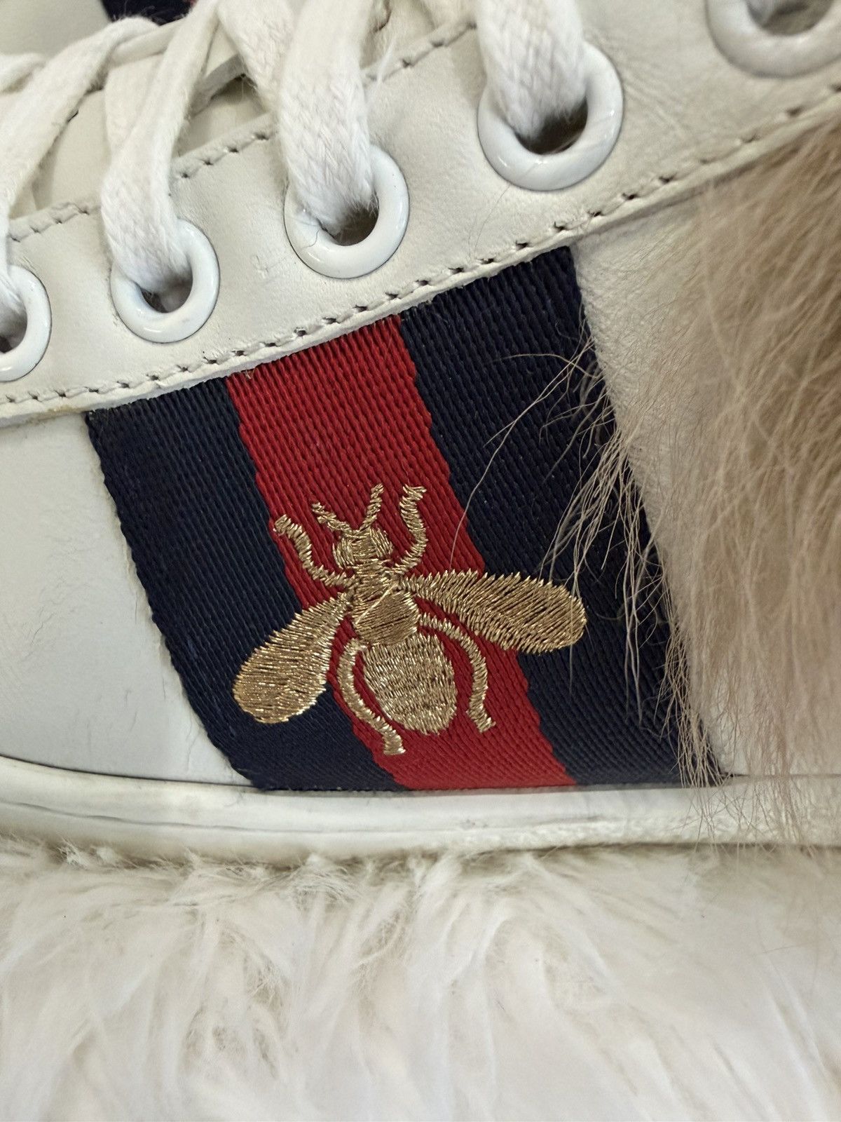 Gucci Gucci Ace Embroidered Fur-Lined Size US 5 / IT 35 - 2 Thumbnail