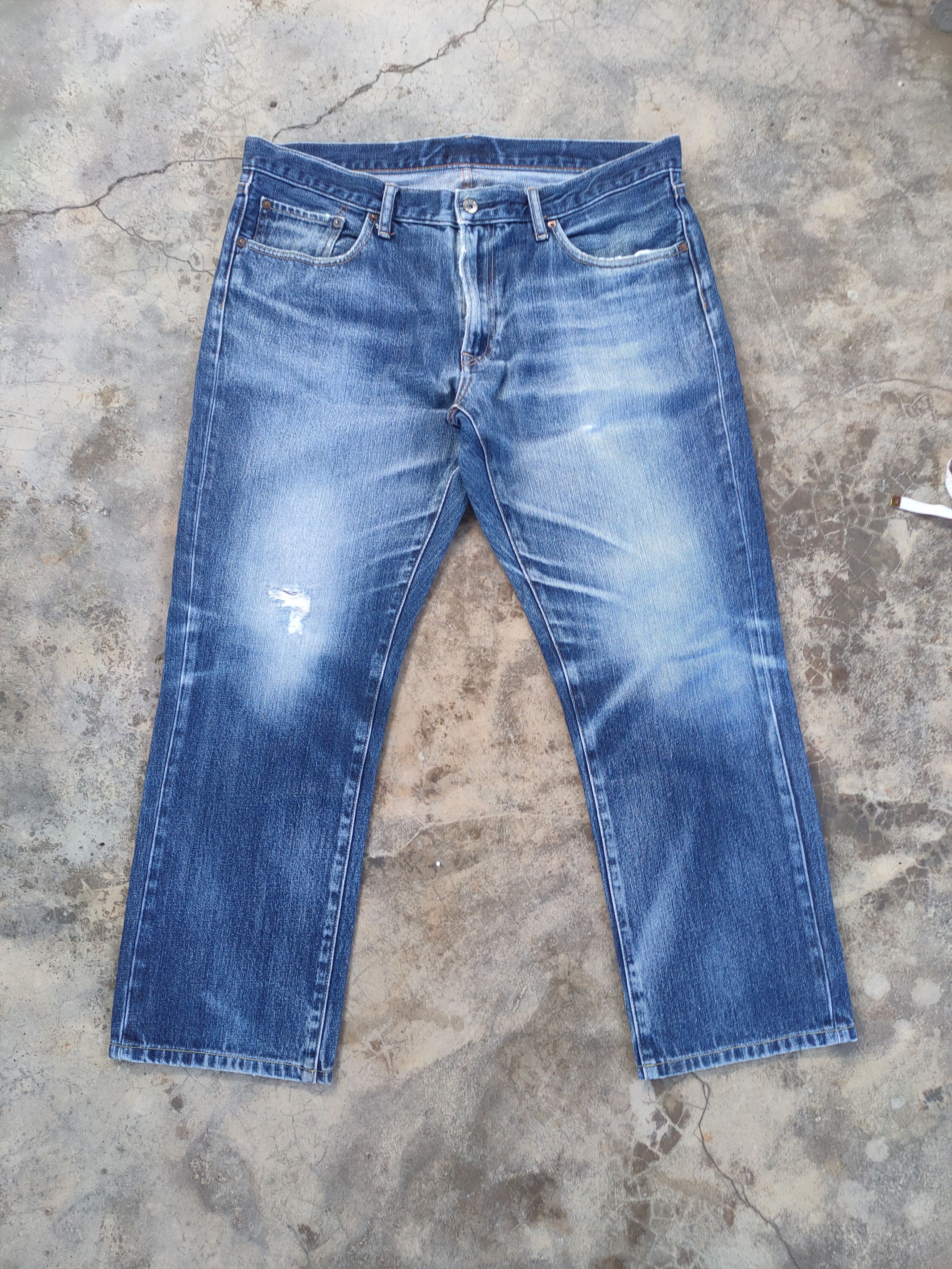 W38 VINTAGE JAPANESE DISTRESSED FADED JEANS PANTS