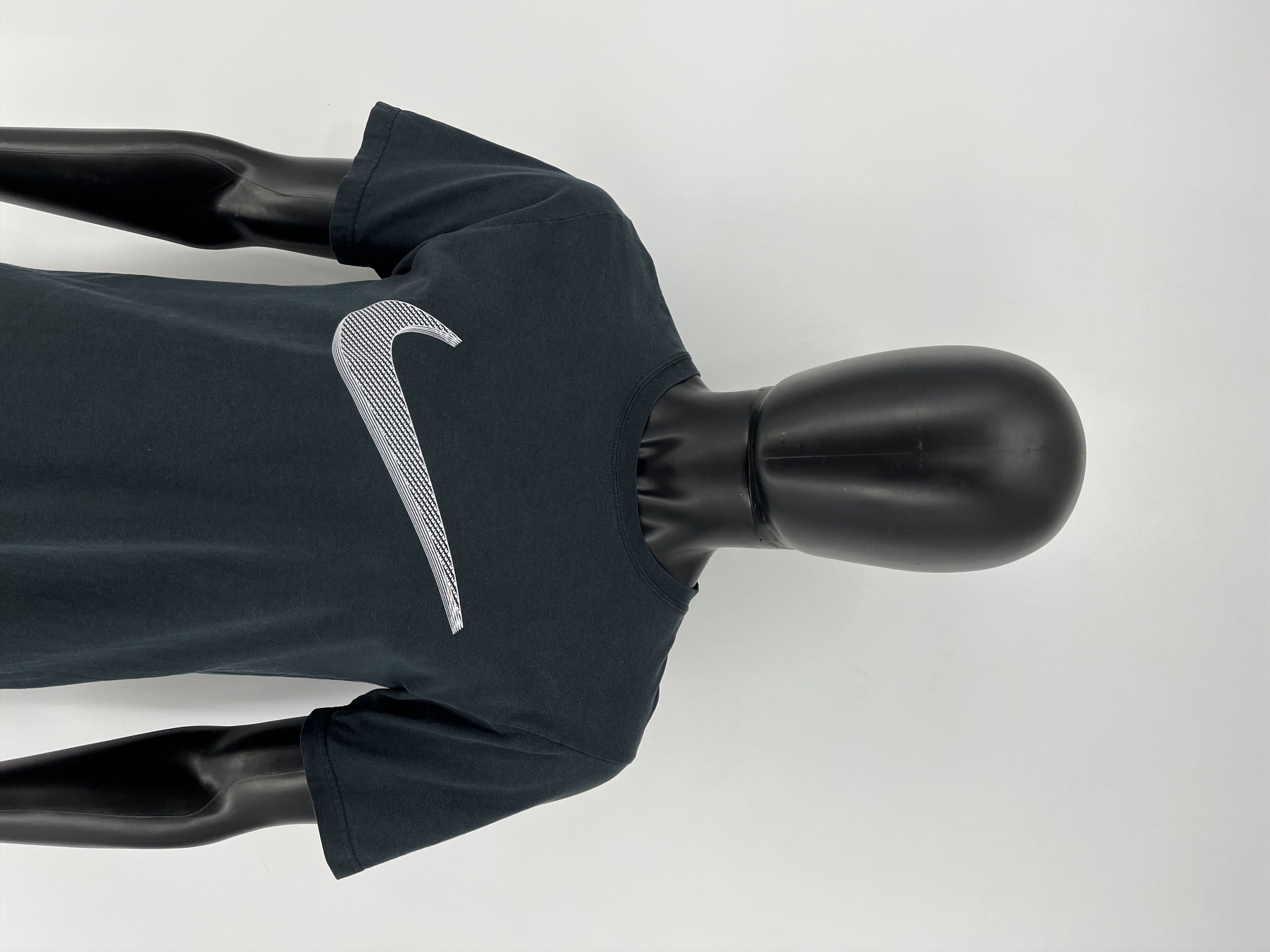 Nike Vintage Y2K Nike Big Swoosh T-Shirt Size US S / EU 44-46 / 1 - 1 Thumbnail