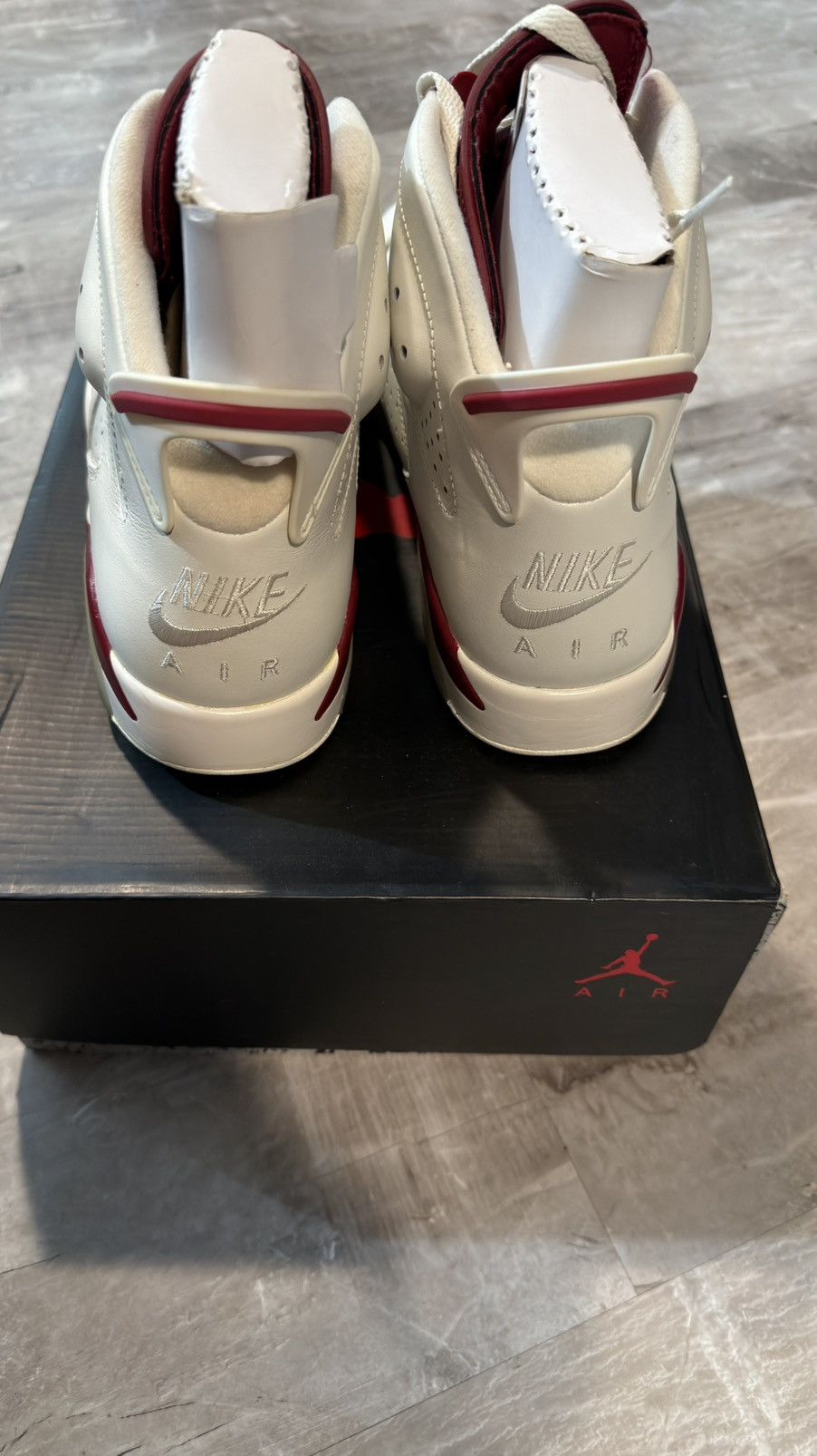 Jordan Brand Jordan 6 Maroon Size US 11 / EU 44 - 3 Thumbnail