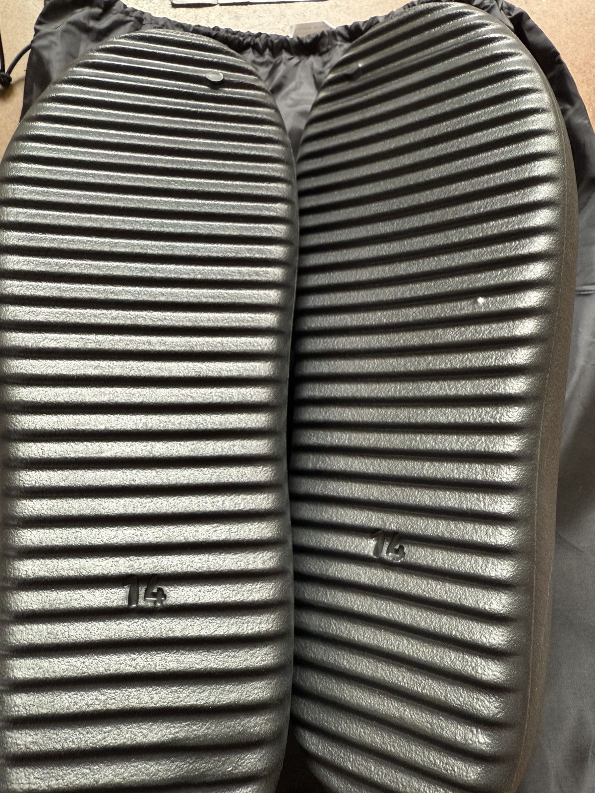 Yeezy YZY SLPRS Shoes Black Size 14 Size US 14 / EU 47 - 7 Thumbnail
