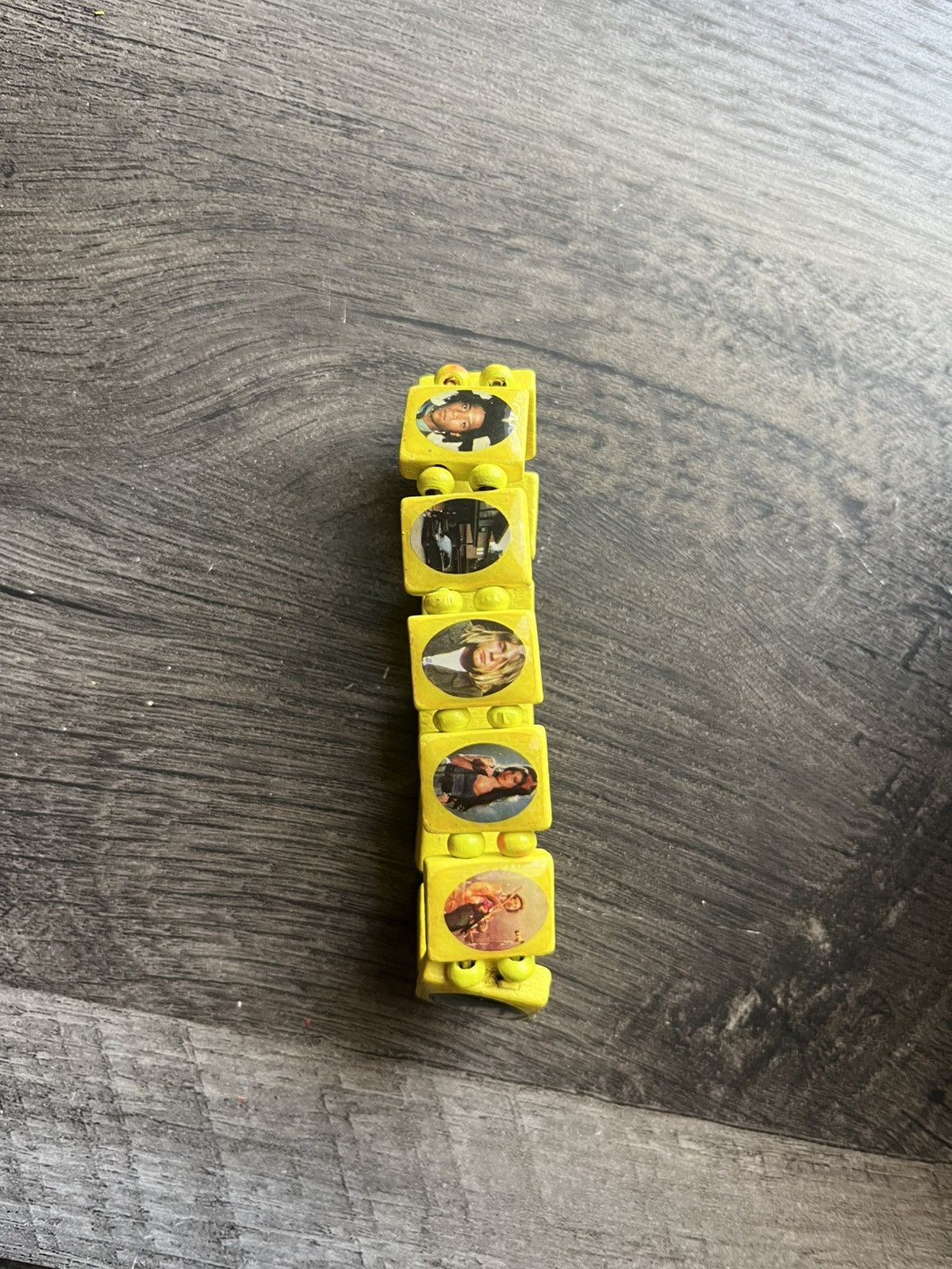 アクセサリー Bazo1199 Forever 27club bracelet yellow Bazo1199 Forever 27club bracelet yellow - メルカリ