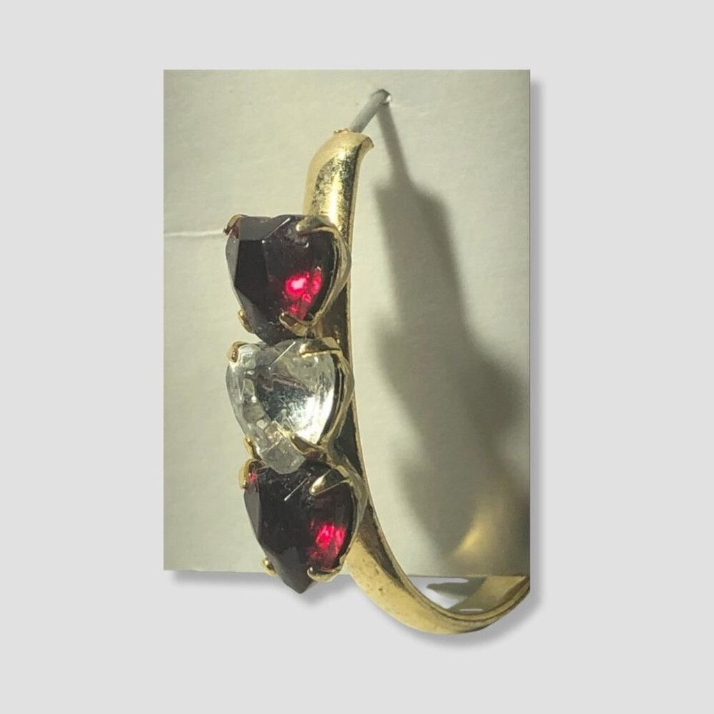 Vintage Hoop Earrings Three Heart-shaped Stones Latch Back Close Red Size ONE SIZE - 2 Thumbnail