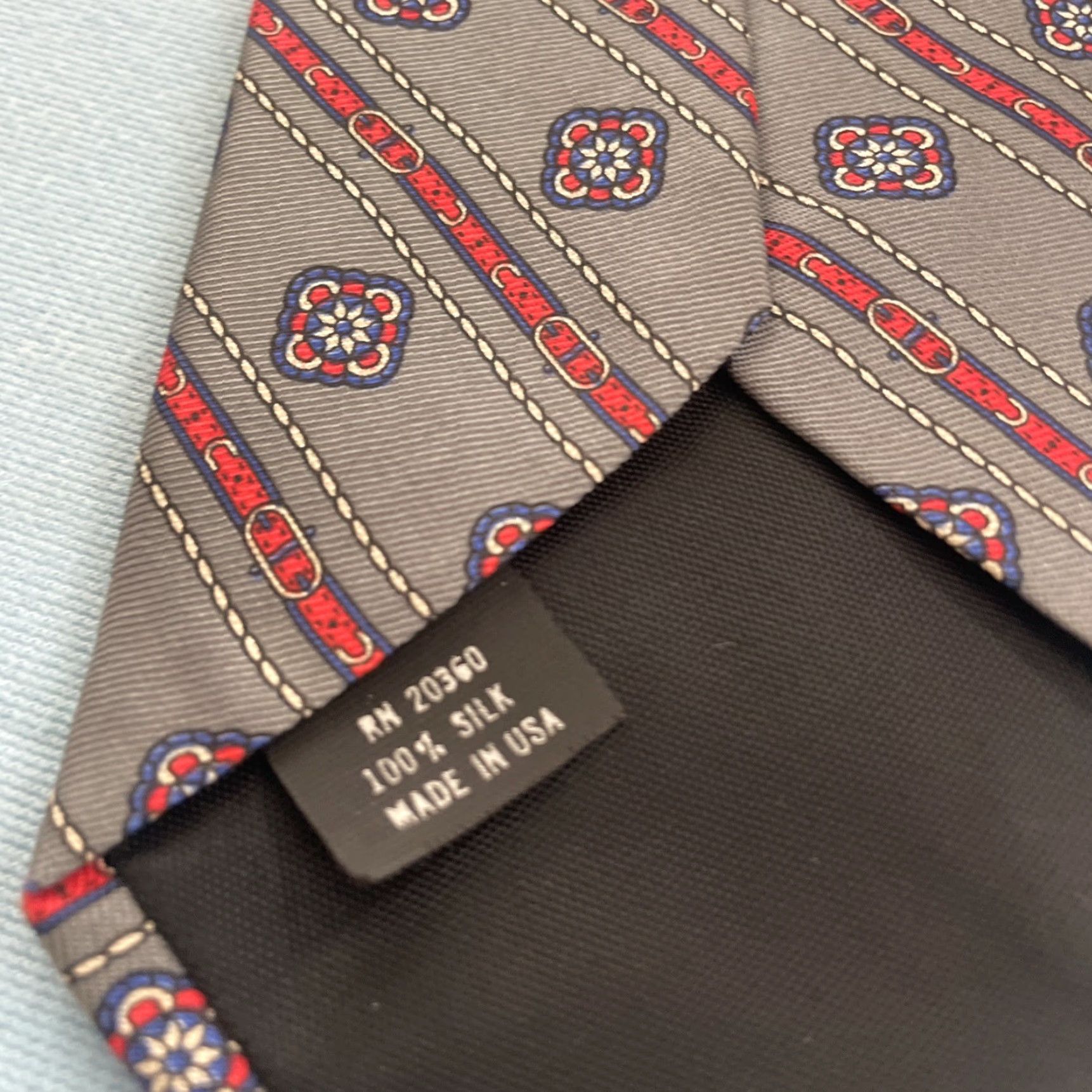 Vintage VINTAGE Duxbury Ltd. Silk Tie Art Deco Belt Neat Gray Repp Stripe Western Aztec Silk Tie 3x58 Mens Neckwear Belt Buckle Motif Size ONE SIZE - 6 Thumbnail