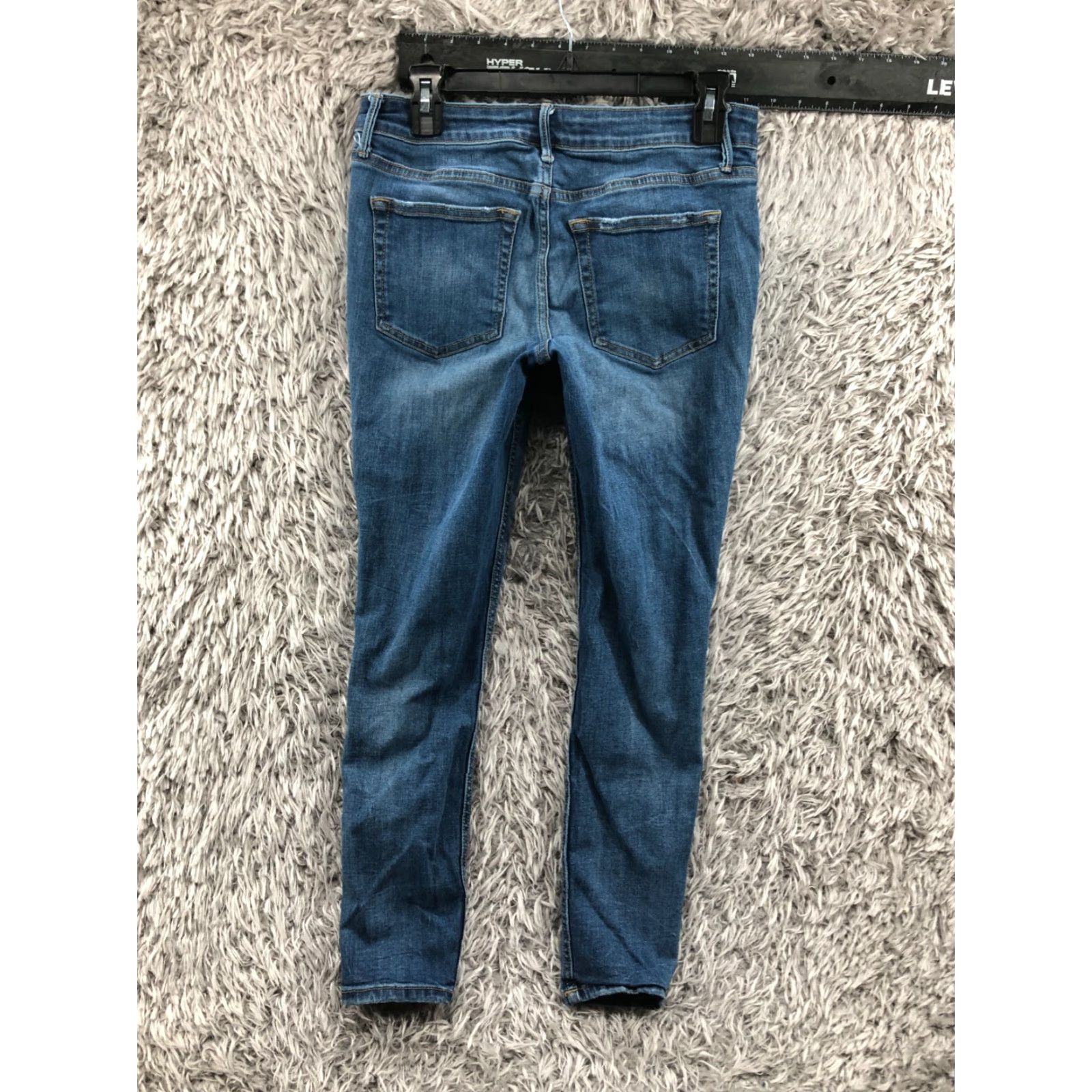 Vintage Maurices Skinny Jeans Size 28 Womens Medium Wash Blue Distressed Denim 5-Pocket Regular Rise Low Waist Size 28" / US 6 / IT 42 - 7 Thumbnail