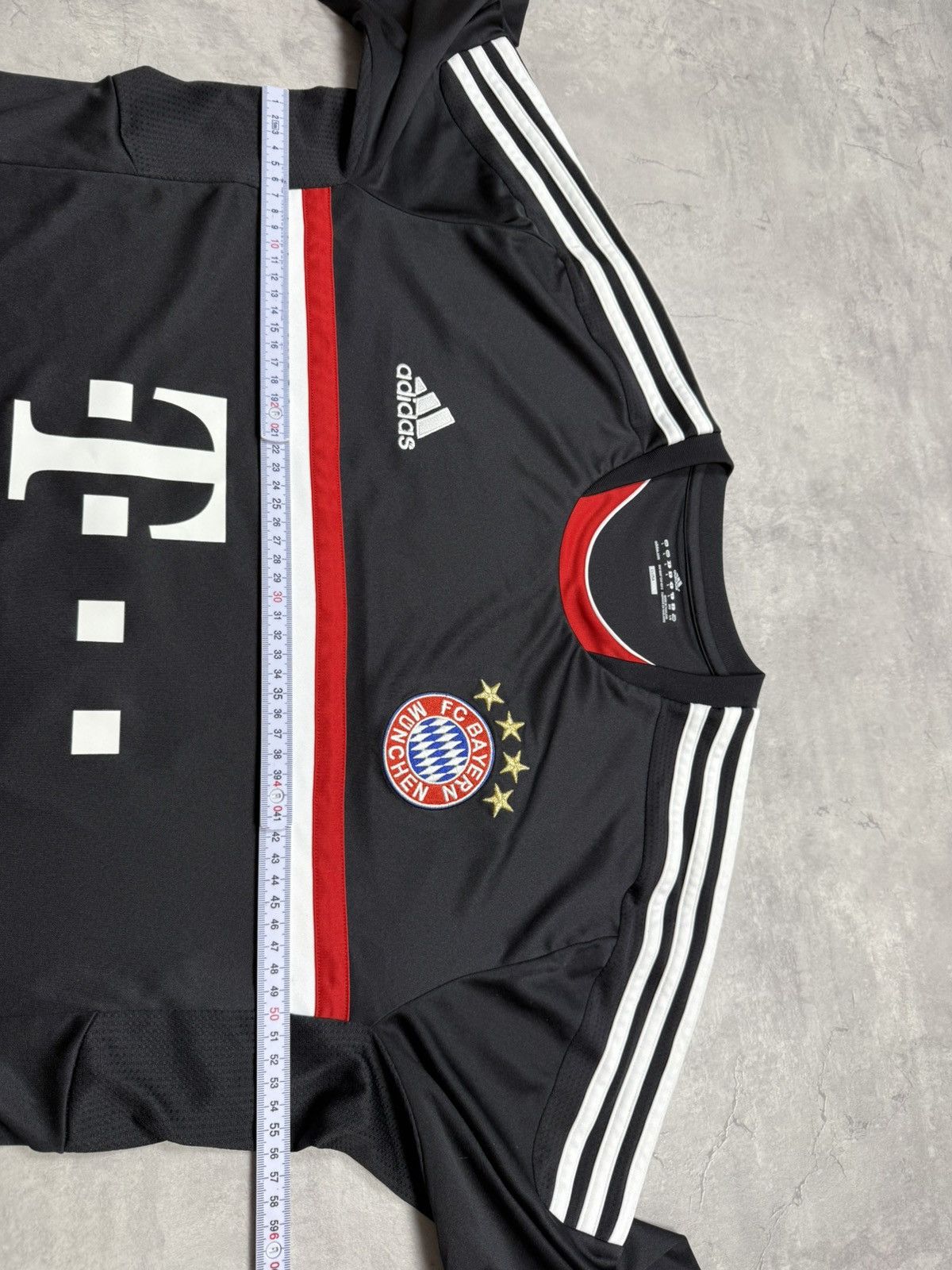 Adidas Adidas Bayern Munchen 2011 #BOATENG 17 Size US L / EU 52-54 / 3 - 15 Thumbnail