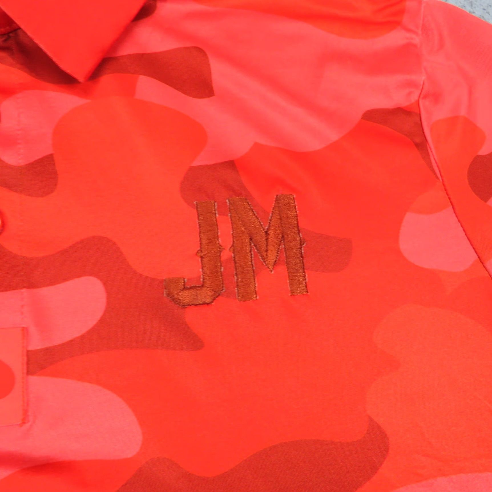 Vintage Pins & Aces Golf Polo Mens Medium Red Camo Graphic Performance Stretch Shirt Size US M / EU 48-50 / 2 - 3 Thumbnail