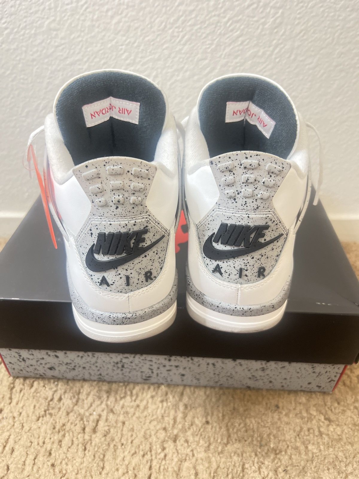 Jordan Brand Jordan 4 “White Cement” Size US 10.5 / EU 43-44 - 4 Thumbnail