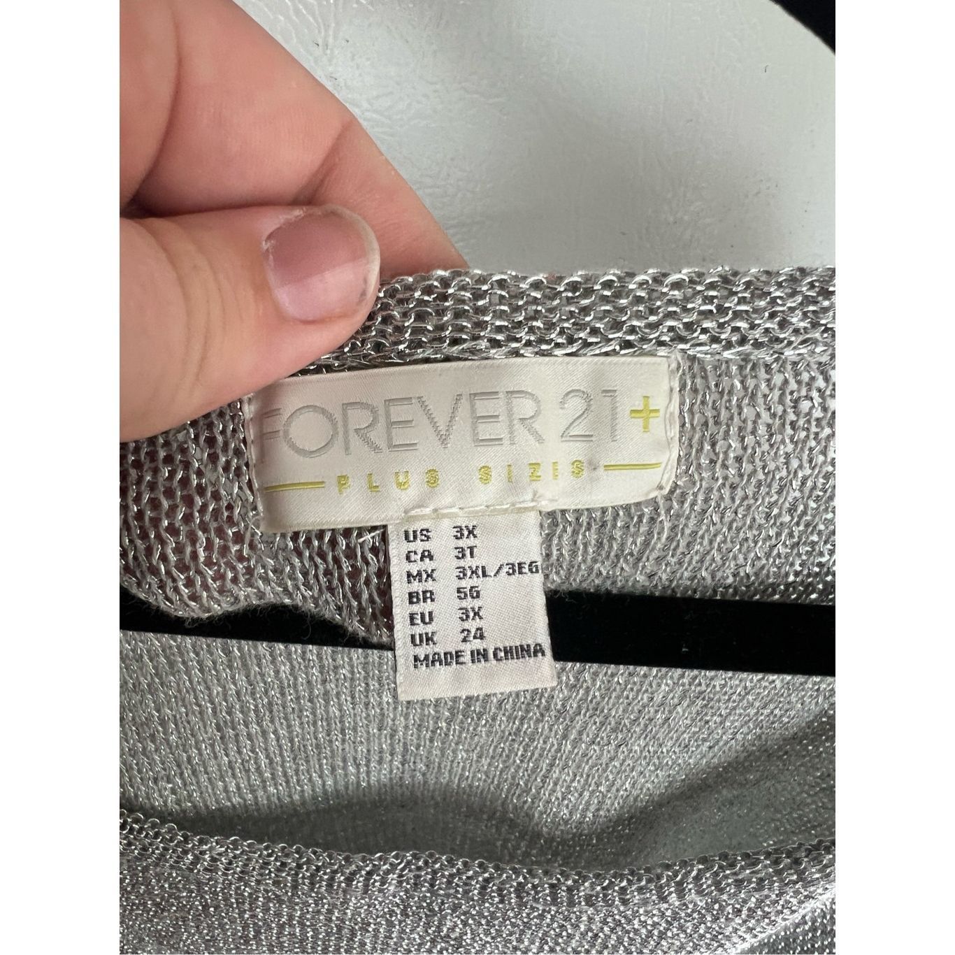 Forever 21 Forever 21+ Plus Sizes Grey Top Woman’s Size 3X Size 3XL / US 20-22 - 4 Thumbnail